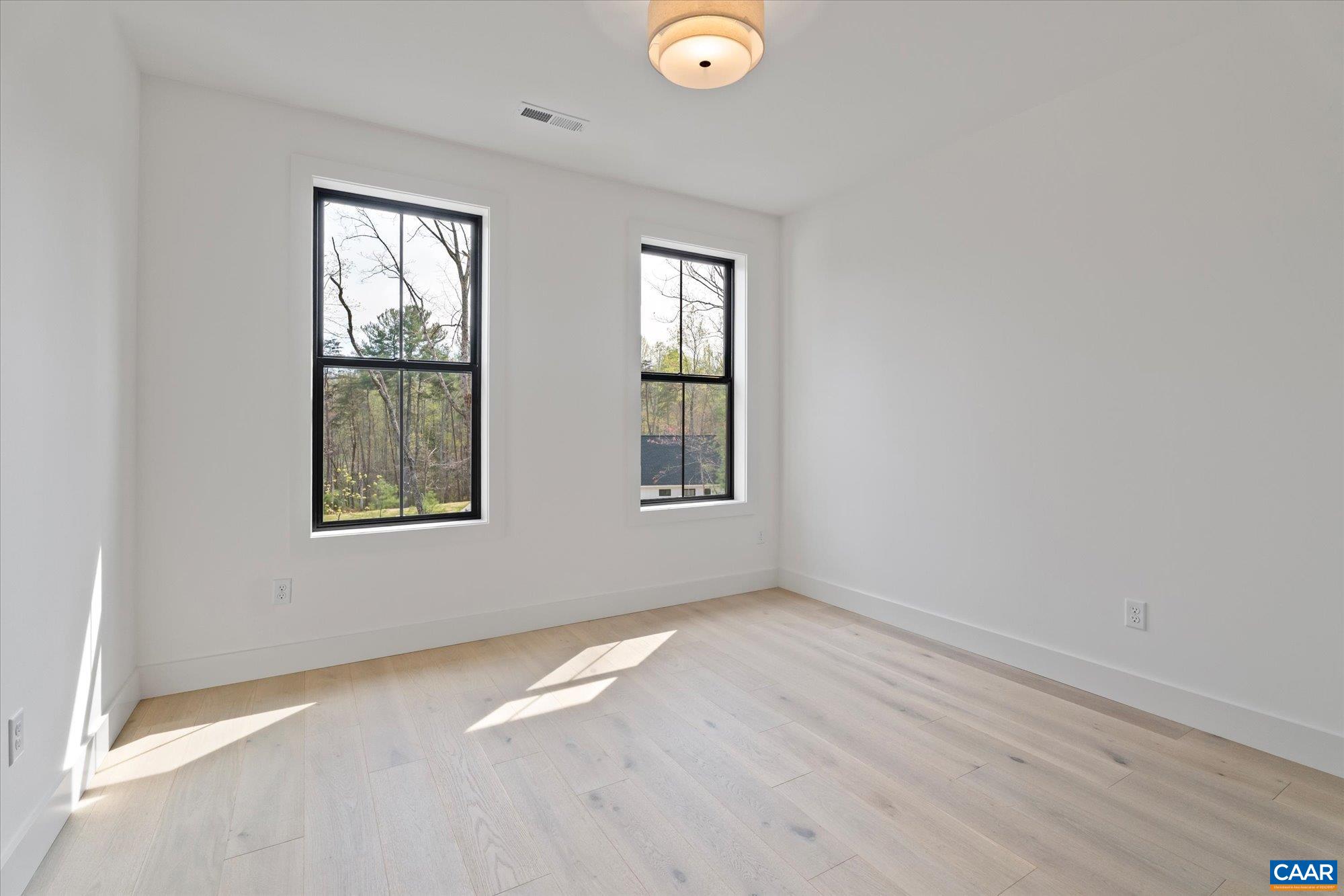 369 Sienna Ln