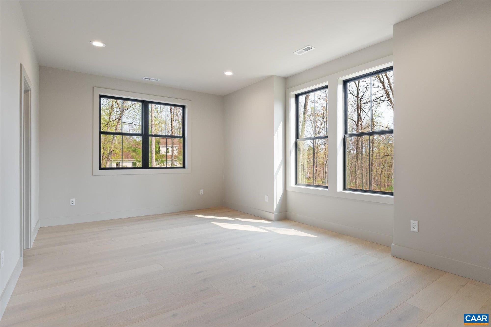 369 Sienna Ln