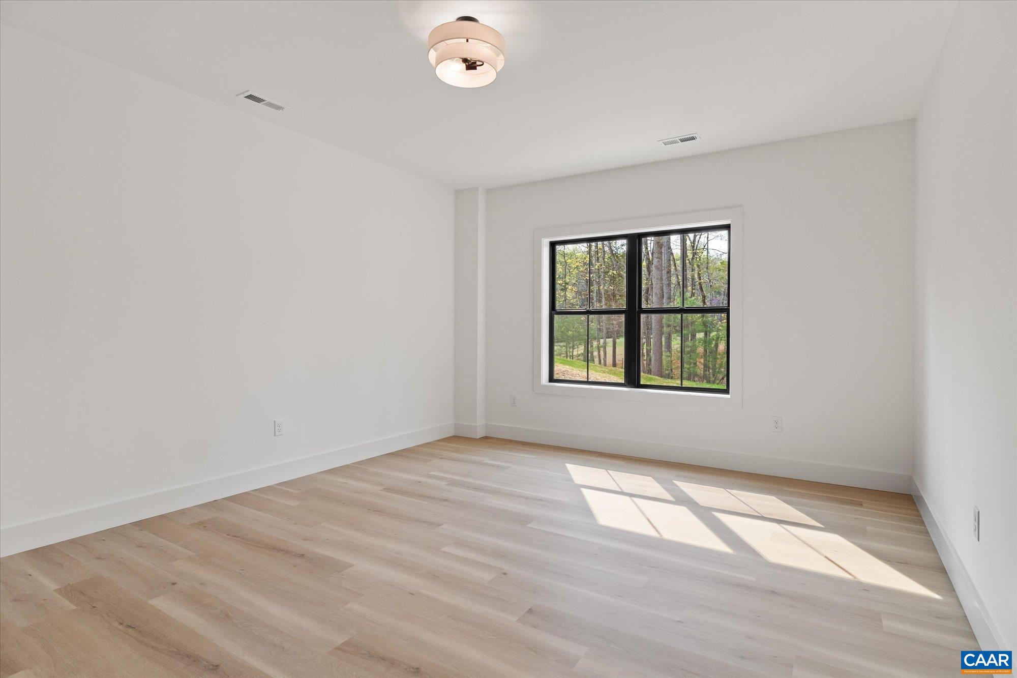 369 Sienna Ln