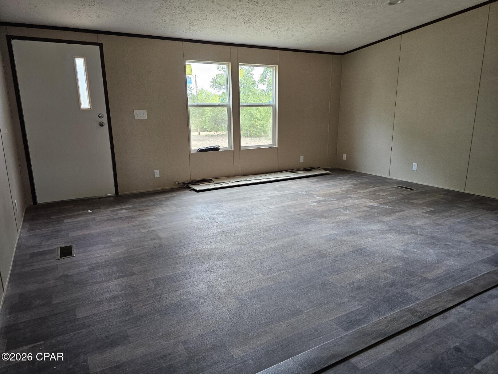 Image 11 For 781 Bighorn Avenue