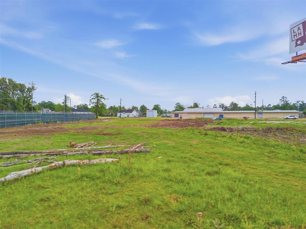 2222 Hwy 14 — photo 3