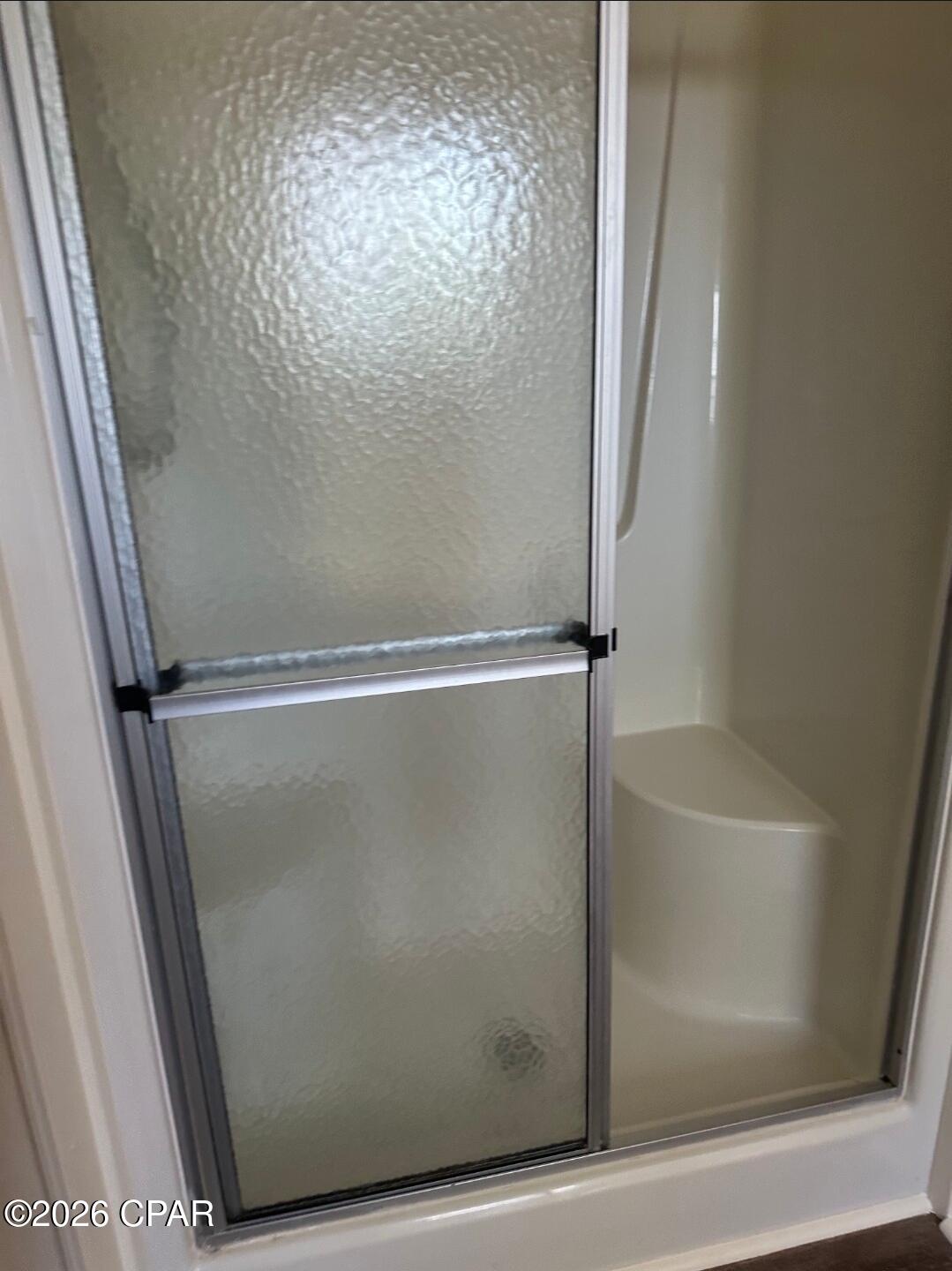 Listing photo id 18 for 2115 Bent Oak Court