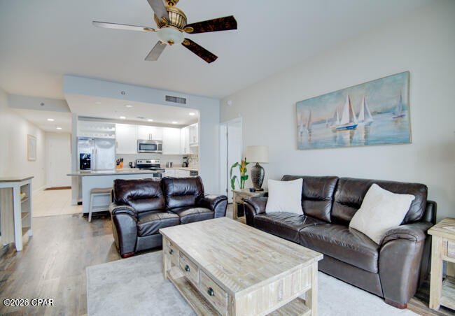Image 1 For 9902 Thomas Drive 1332