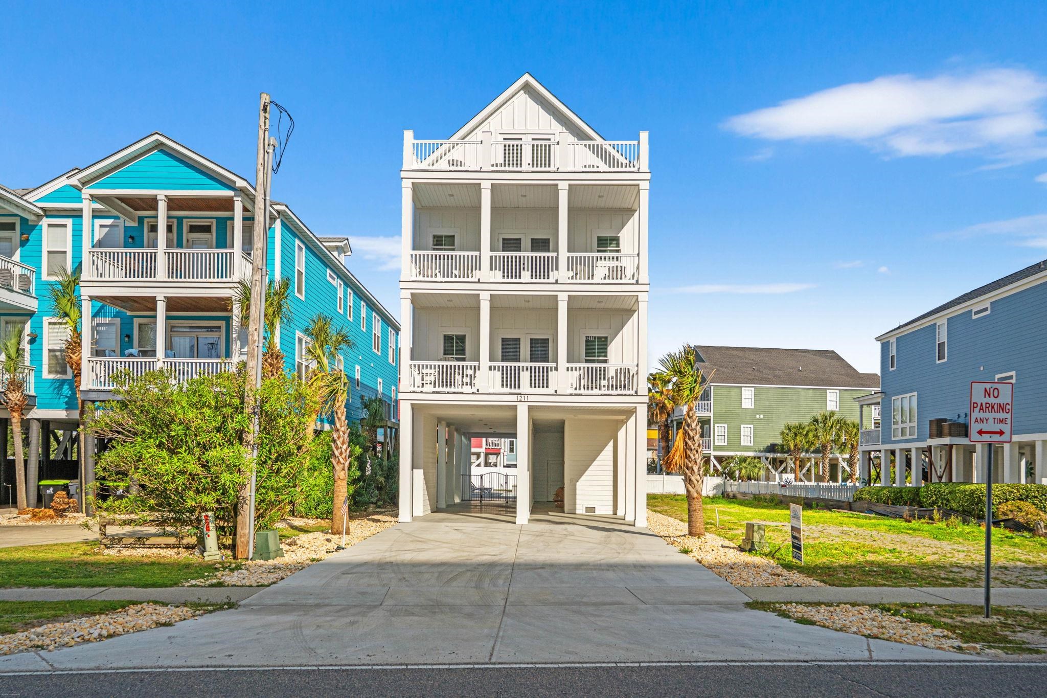 Photo 1 of Single family home for sale at 1211 N Waccamaw Dr, Murrells Inlet, SC 29576 | MLS# 2609208 | Listing updated on 2026-09-21
