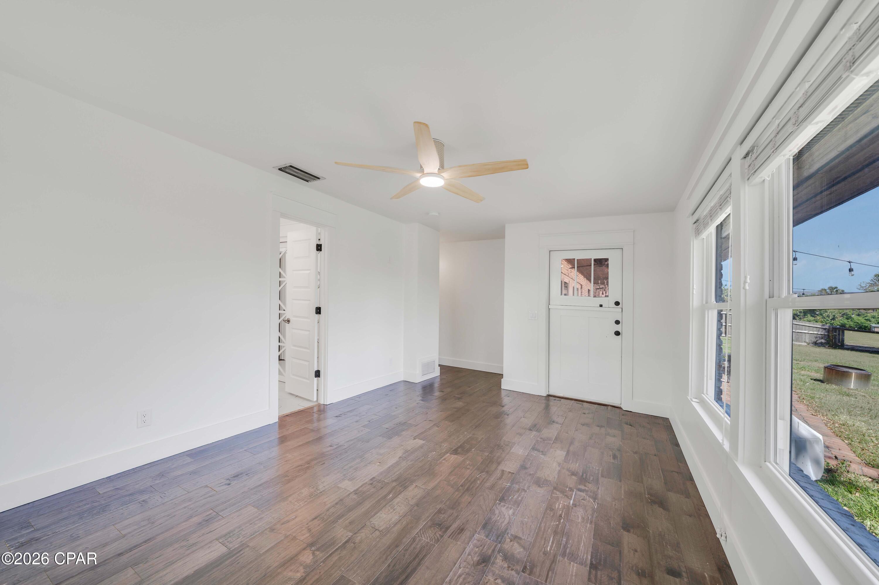 Image 57 For 2903 27th Street