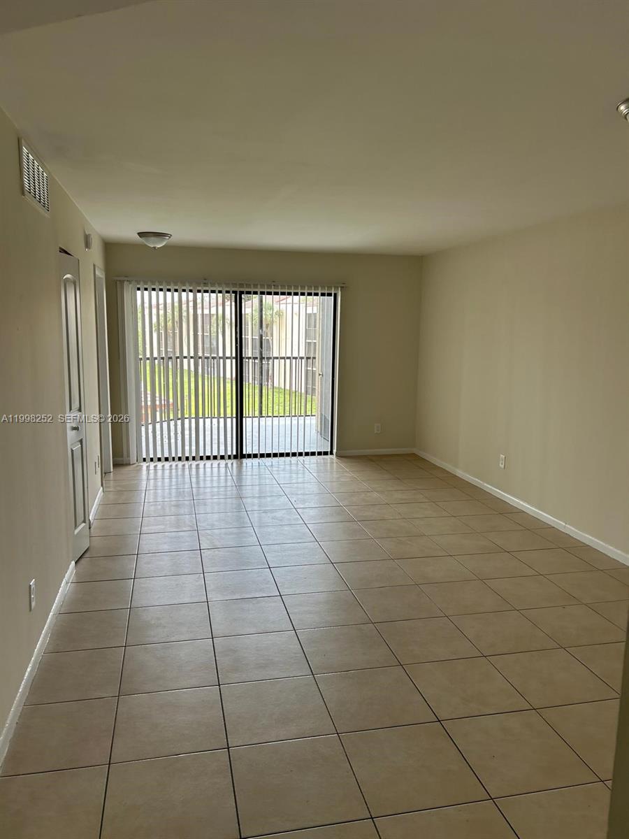 Miramar Club Condominium
