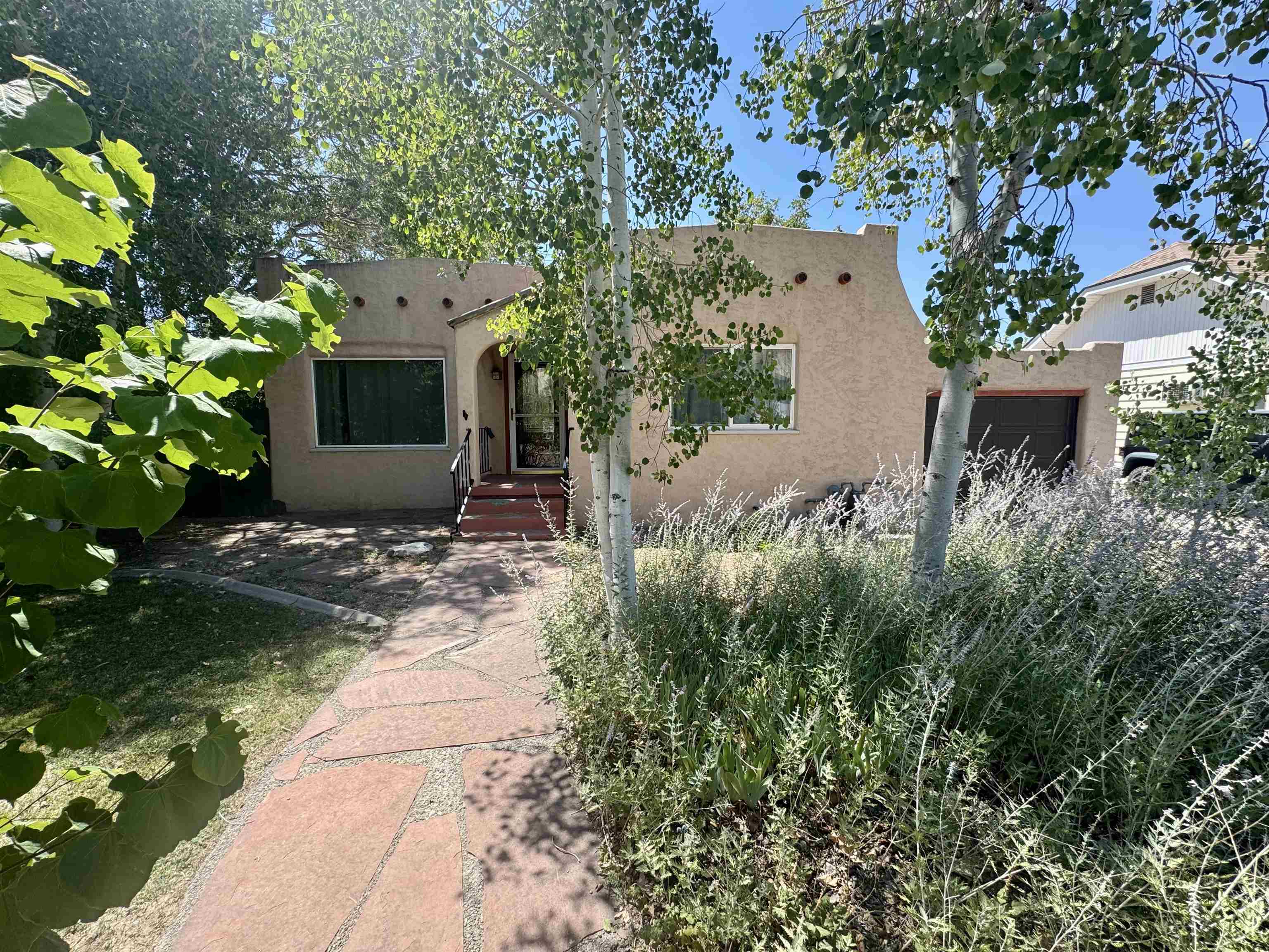 435 W 4th Street