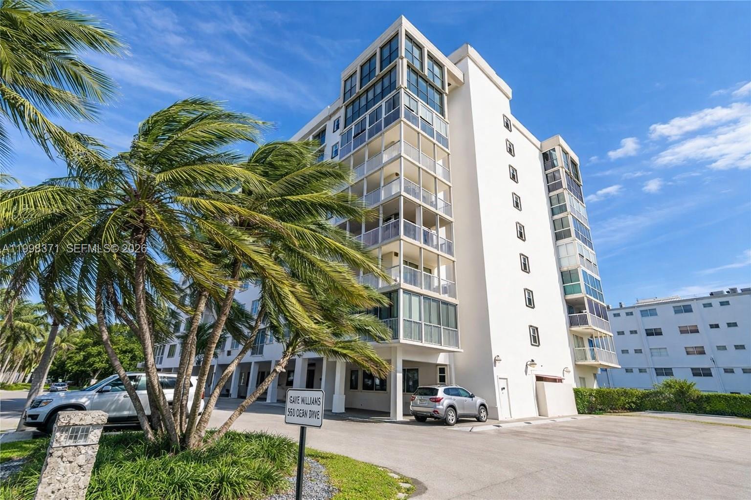 Galen Breakers Condo
