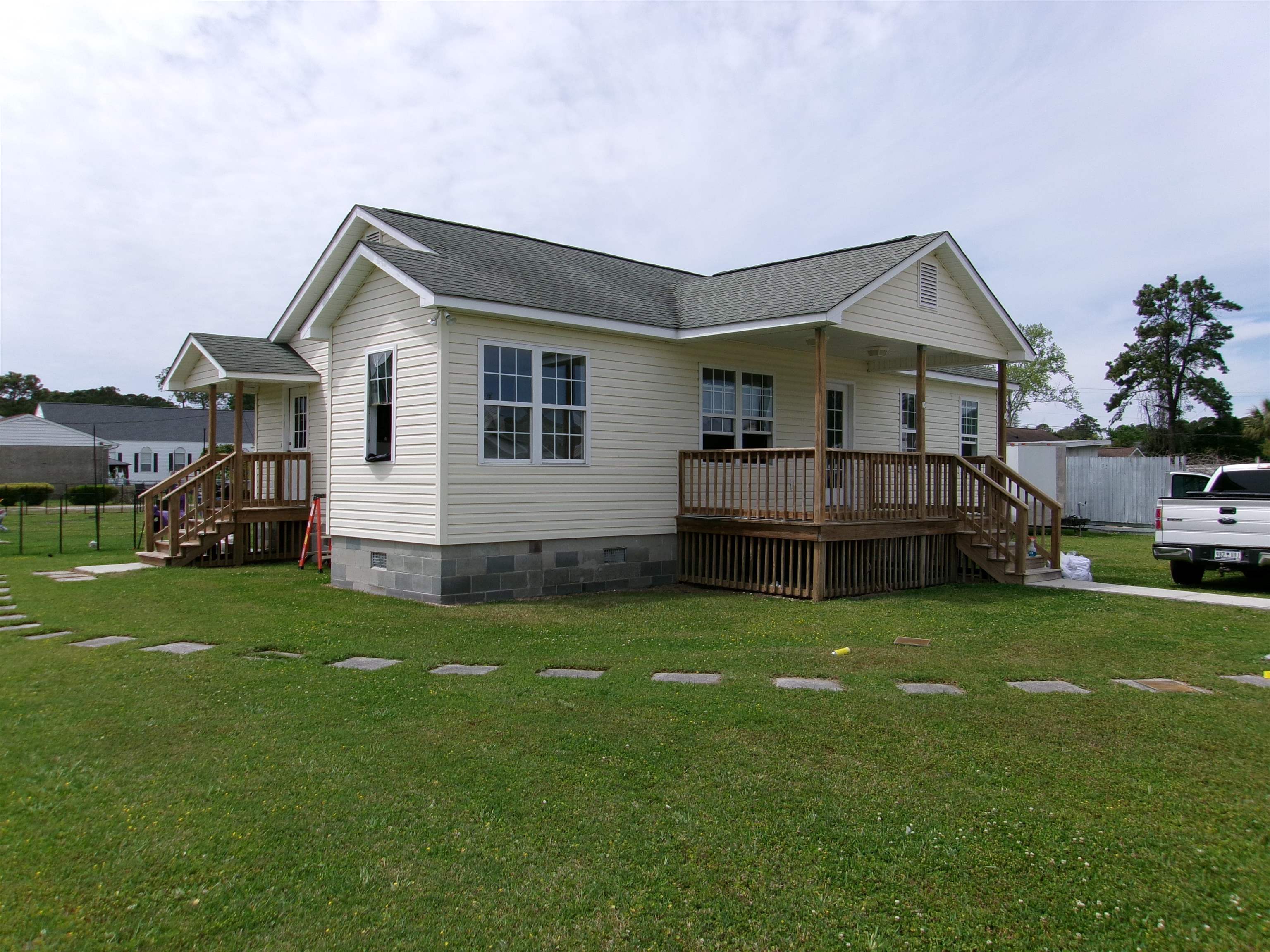 3004 Church St. Myrtle Beach, SC 29577