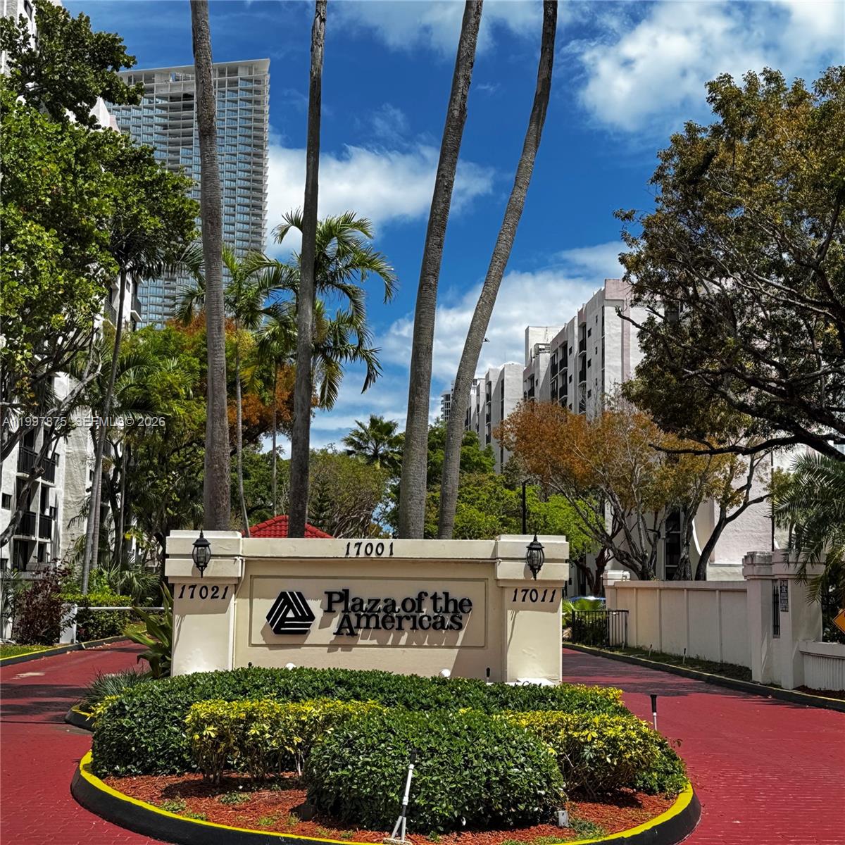 Plaza Of Americas Condo P