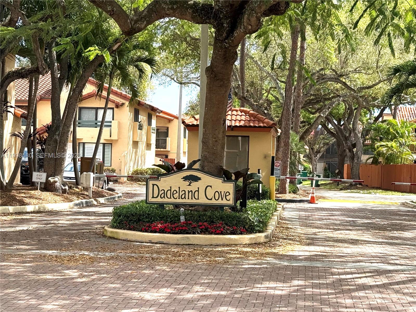 Dadeland Cove Sec 1
