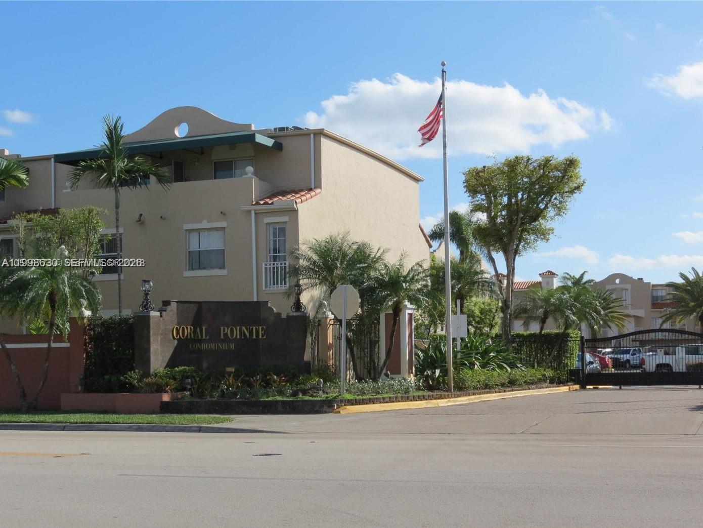 Coral Pointe Townhomes Co