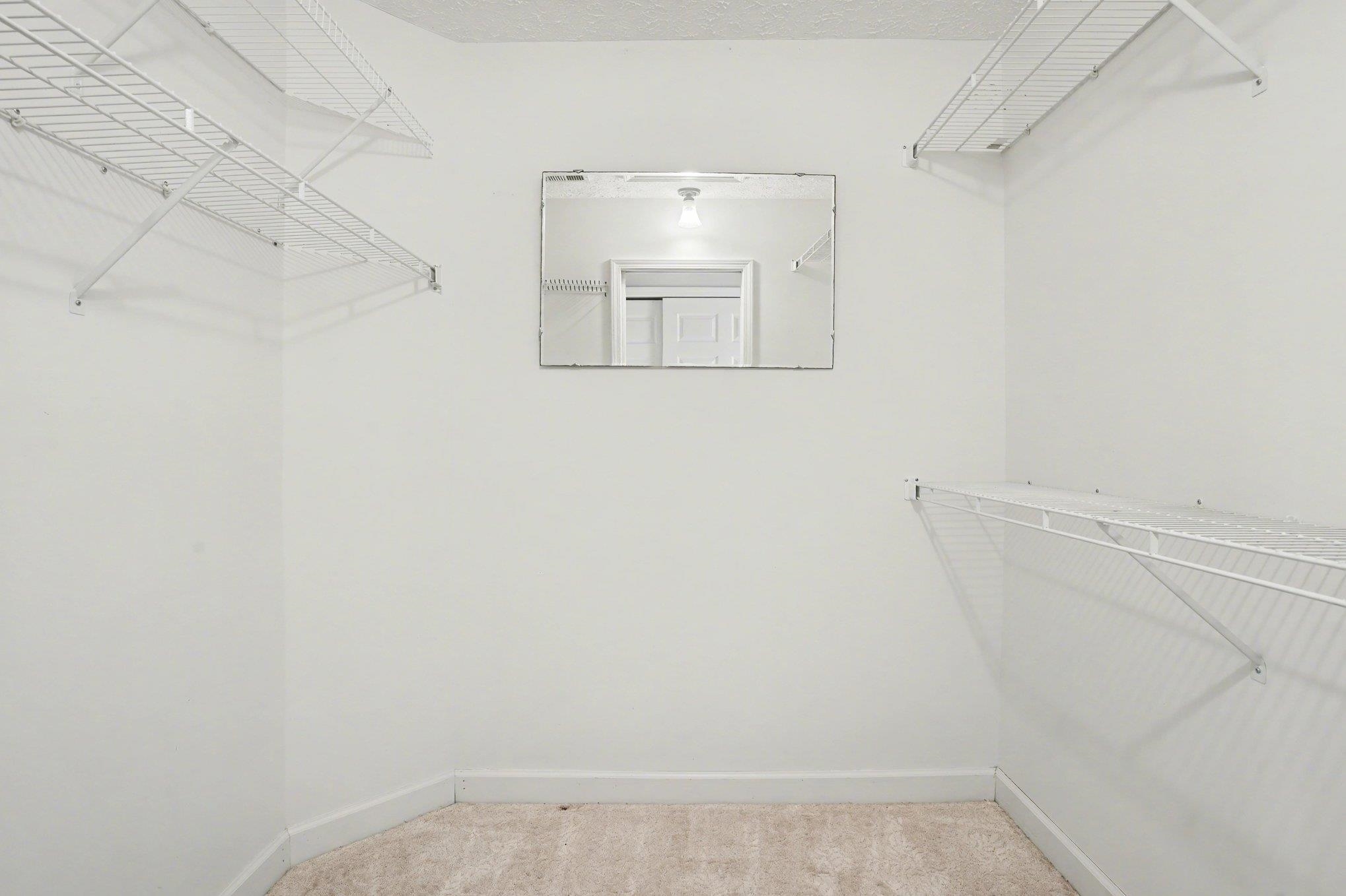 2609352 | Photo 50
