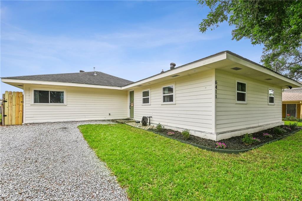 Homes for sale in New Orleans, LA | 6411 Congress Dr, New Orleans, LA 70126 | MLS# 2552040