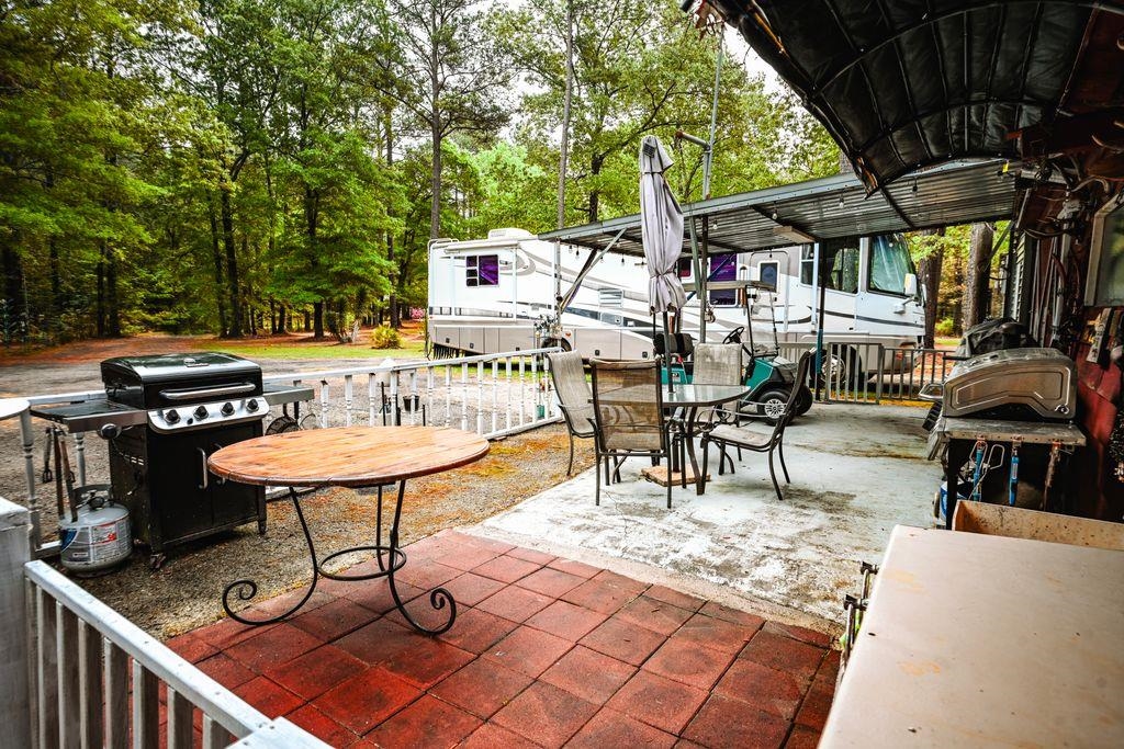 2609370 | Photo 44