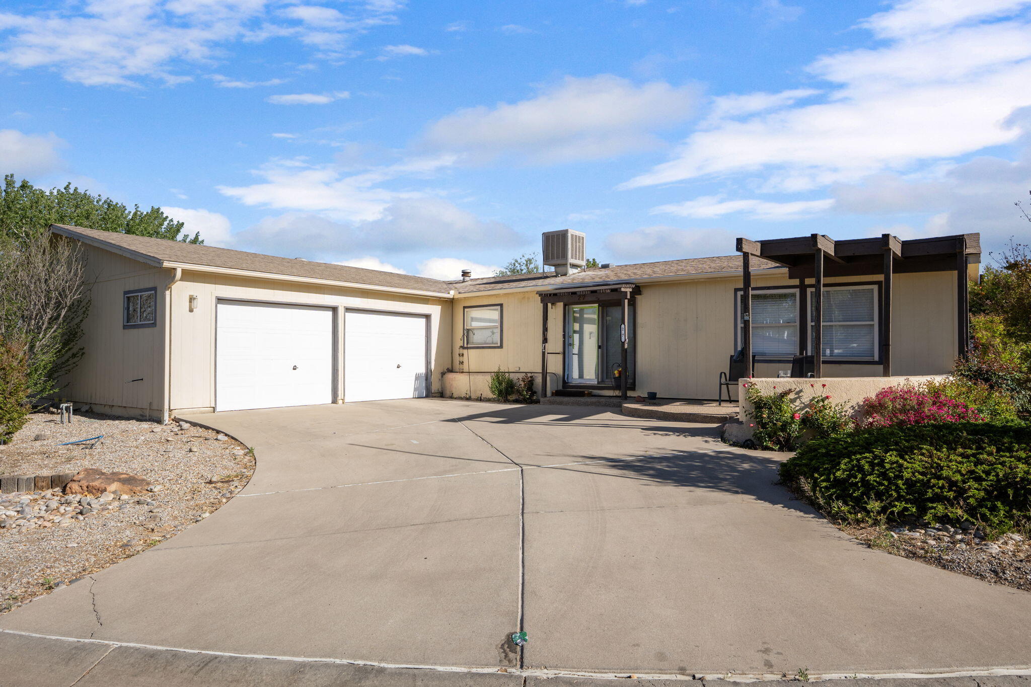 Homes for sale in Albuquerque, NM | 500 Tyler Rd Ne #27, Albuquerque, NM 87113 | MLS# 1101488
