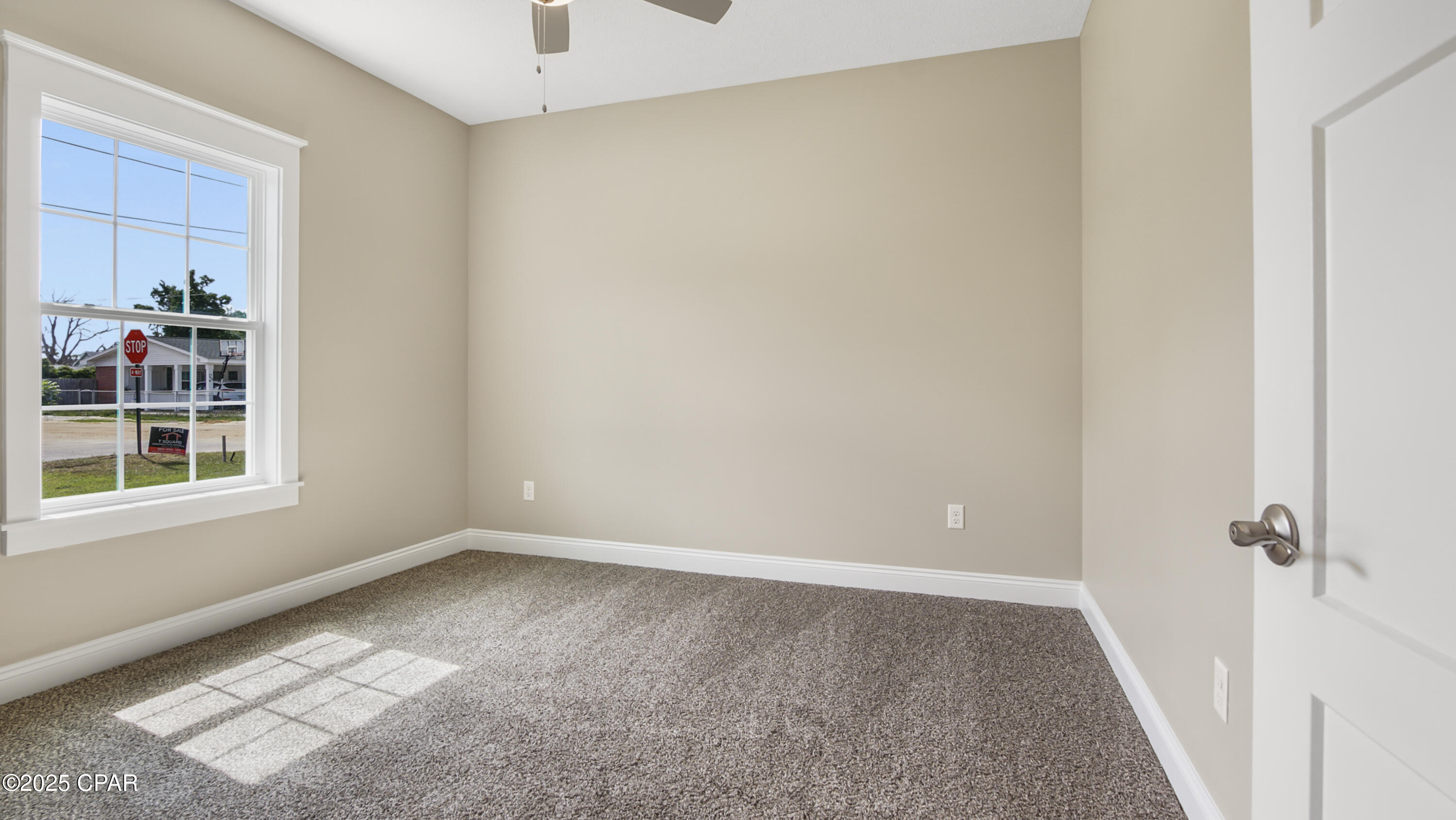 Image 16 For 3215 2nd Plaza