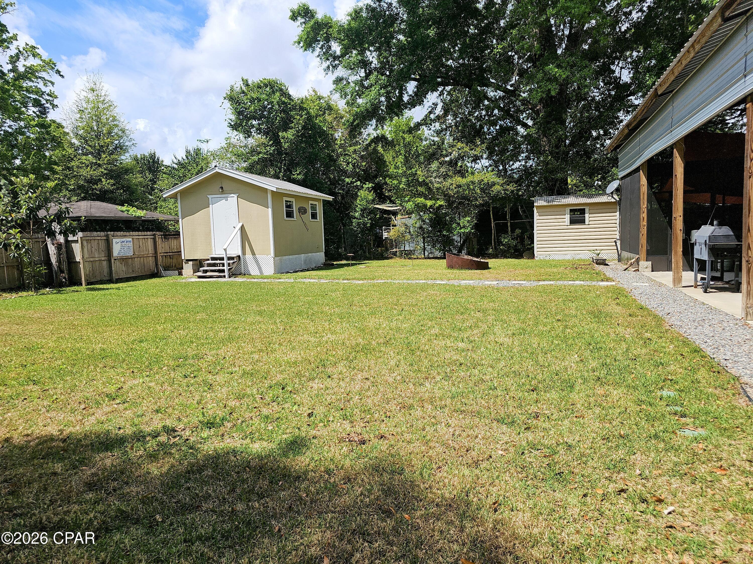 Homes for sale in Wewahitchka, FL | 140 Donna'S Pl, Wewahitchka, FL 32465 | MLS# 788189