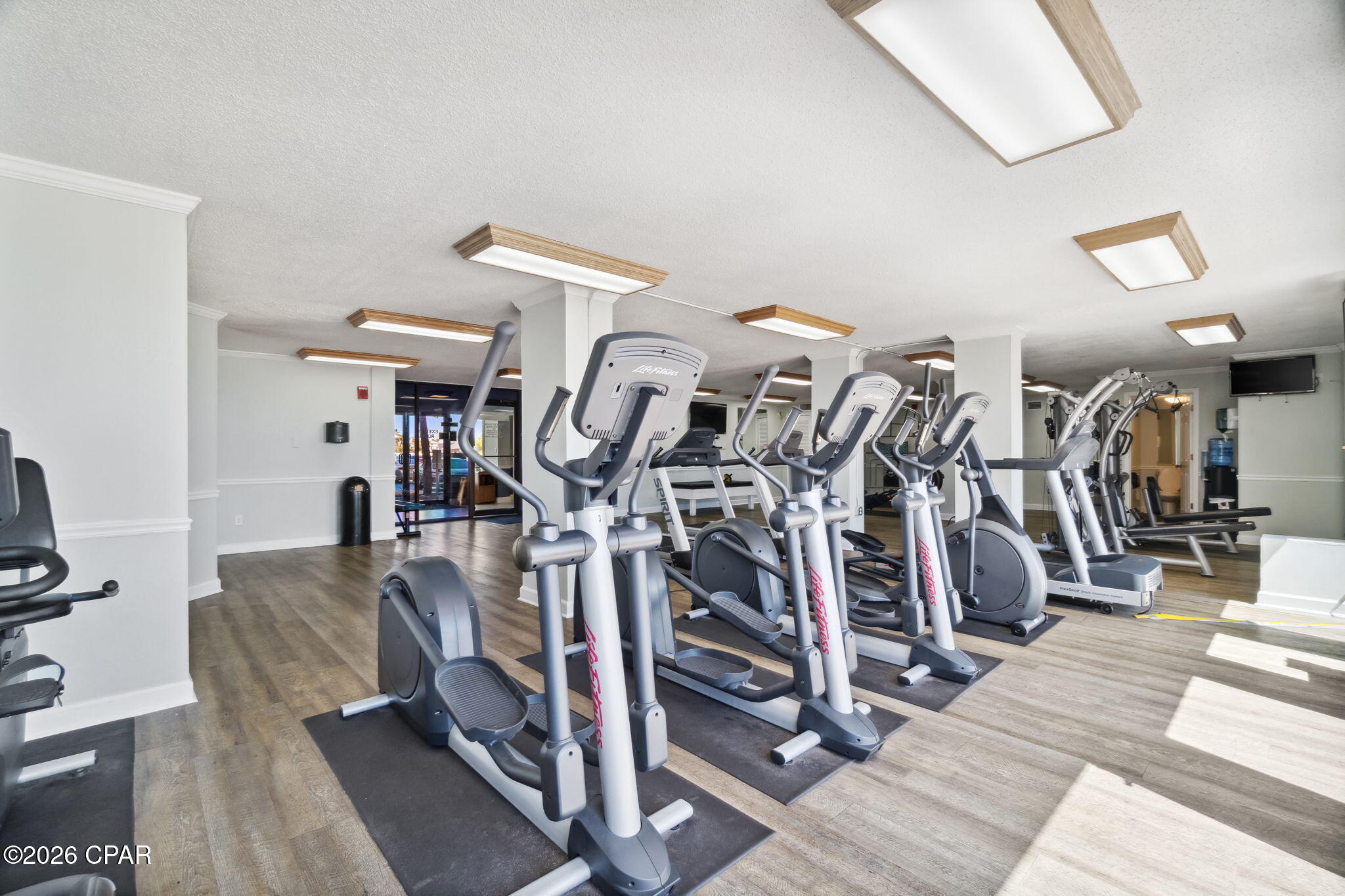 Image 42 For 5801 Thomas Drive 1411