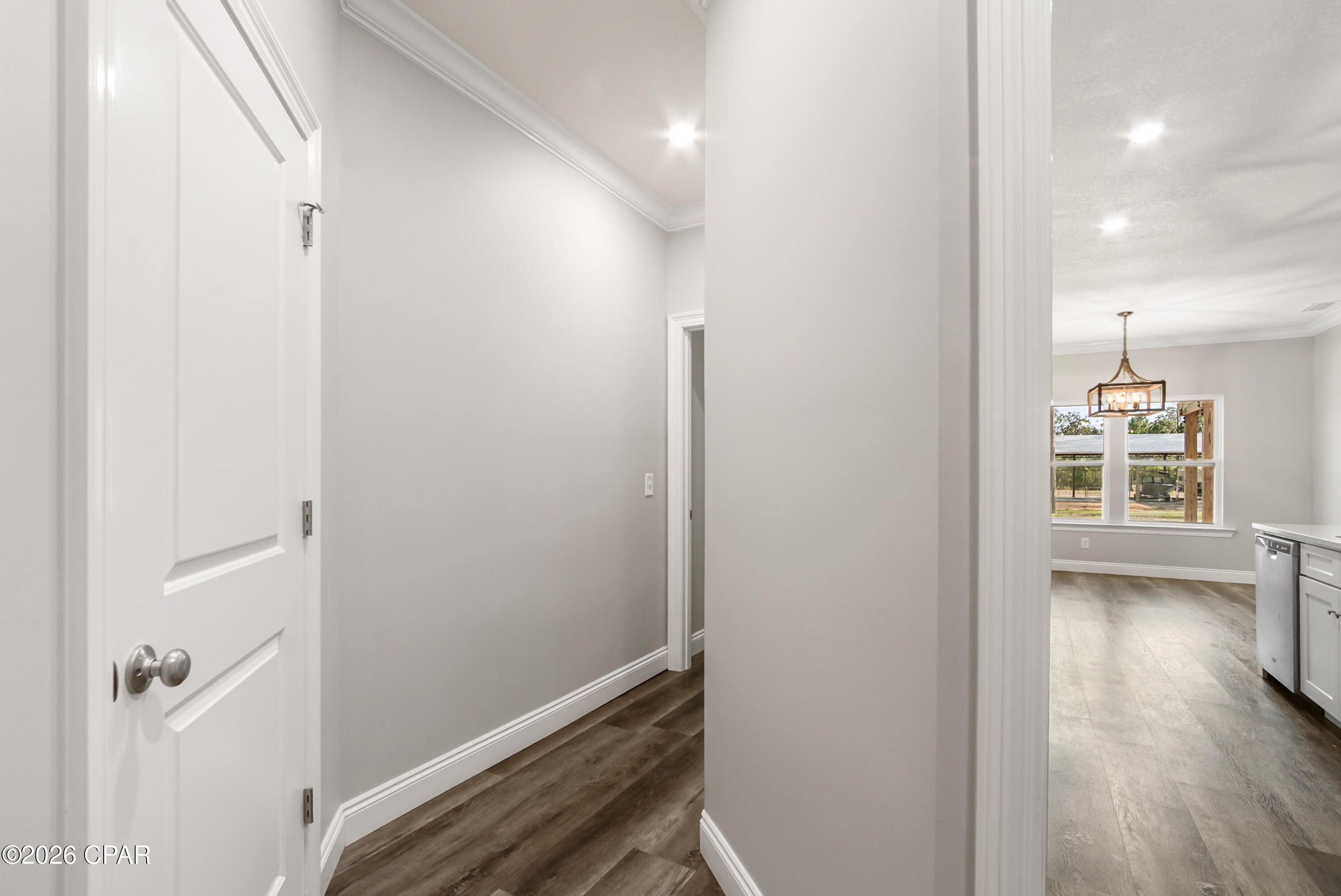 Image 35 For 132 White Oaks Boulevard