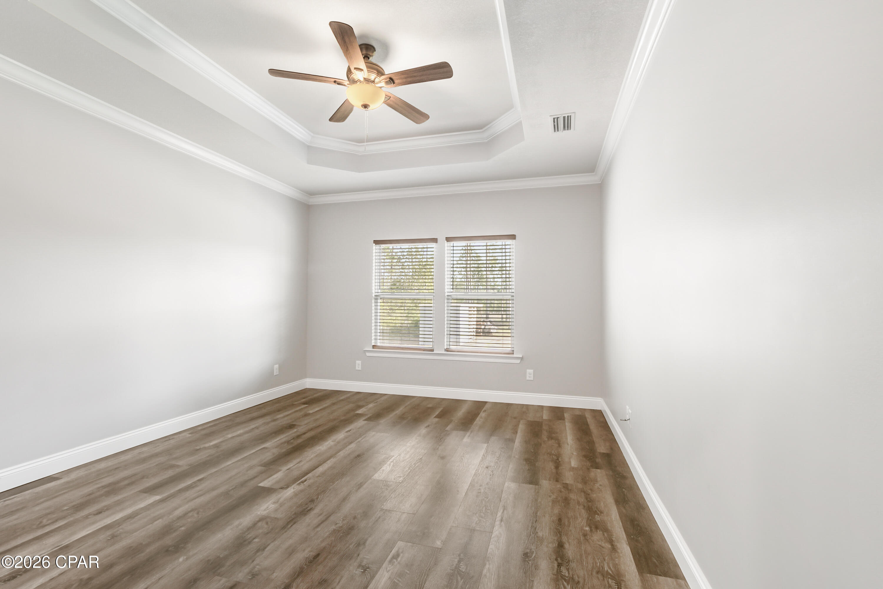 Image 36 For 132 White Oaks Boulevard