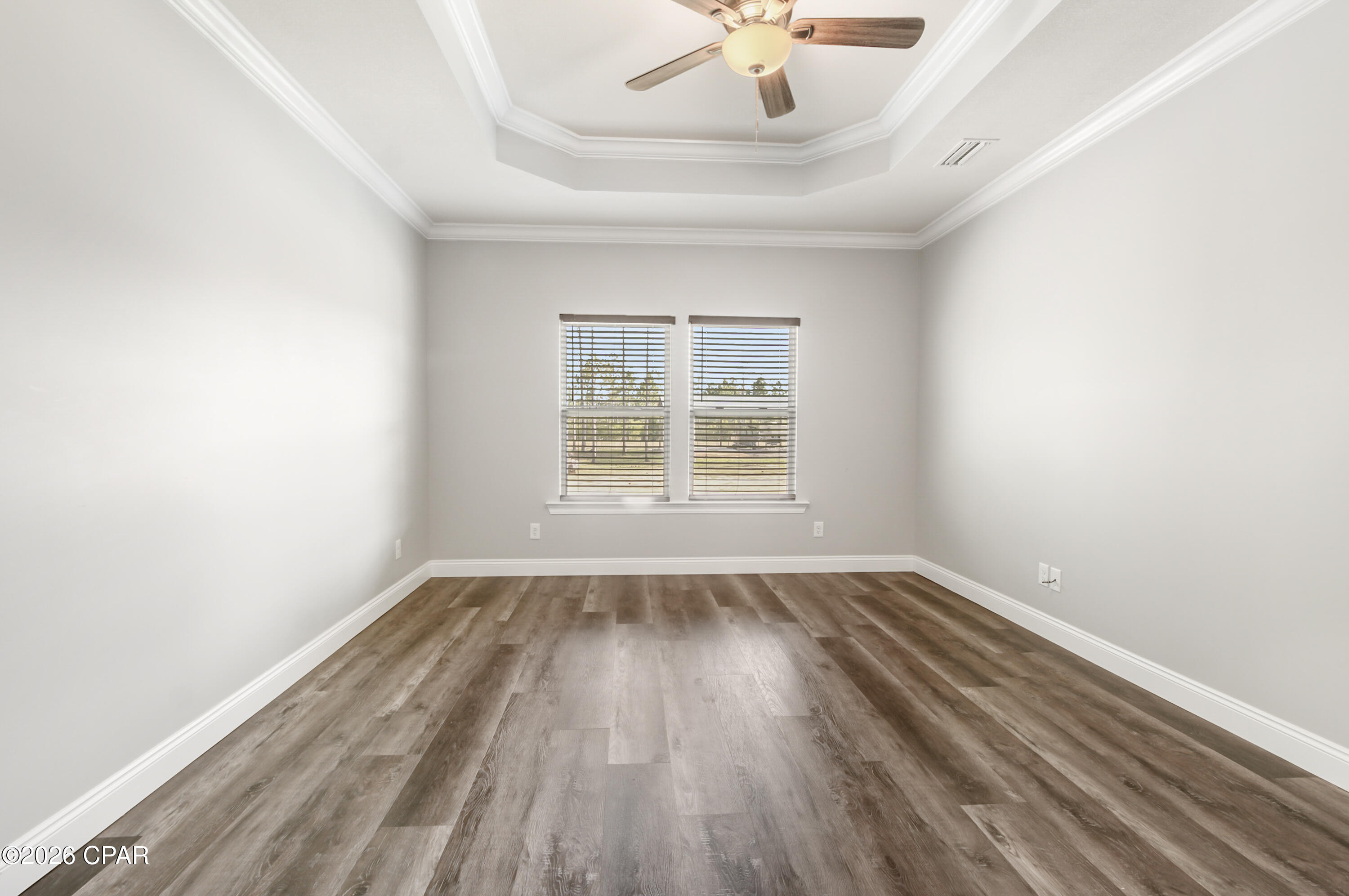 Image 38 For 132 White Oaks Boulevard