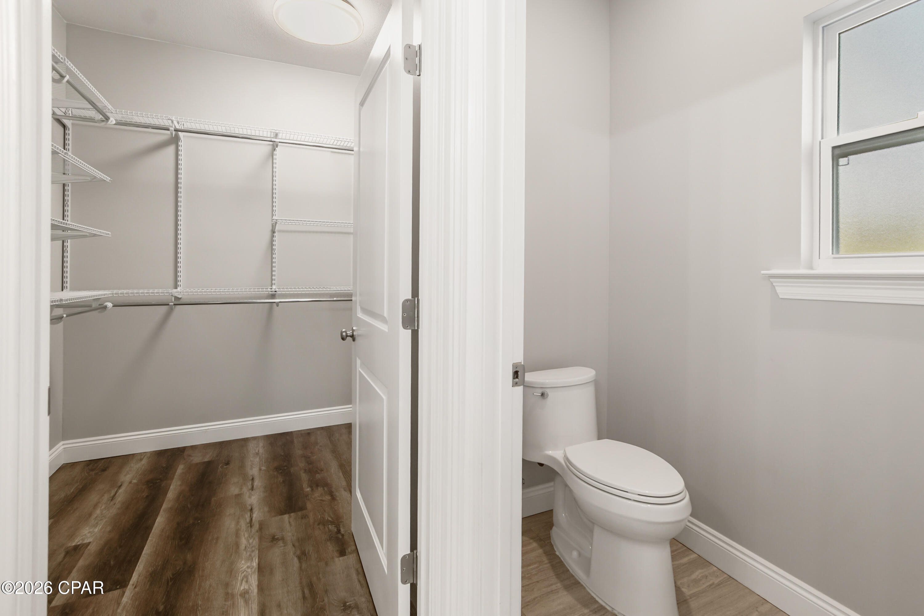 Image 44 For 132 White Oaks Boulevard