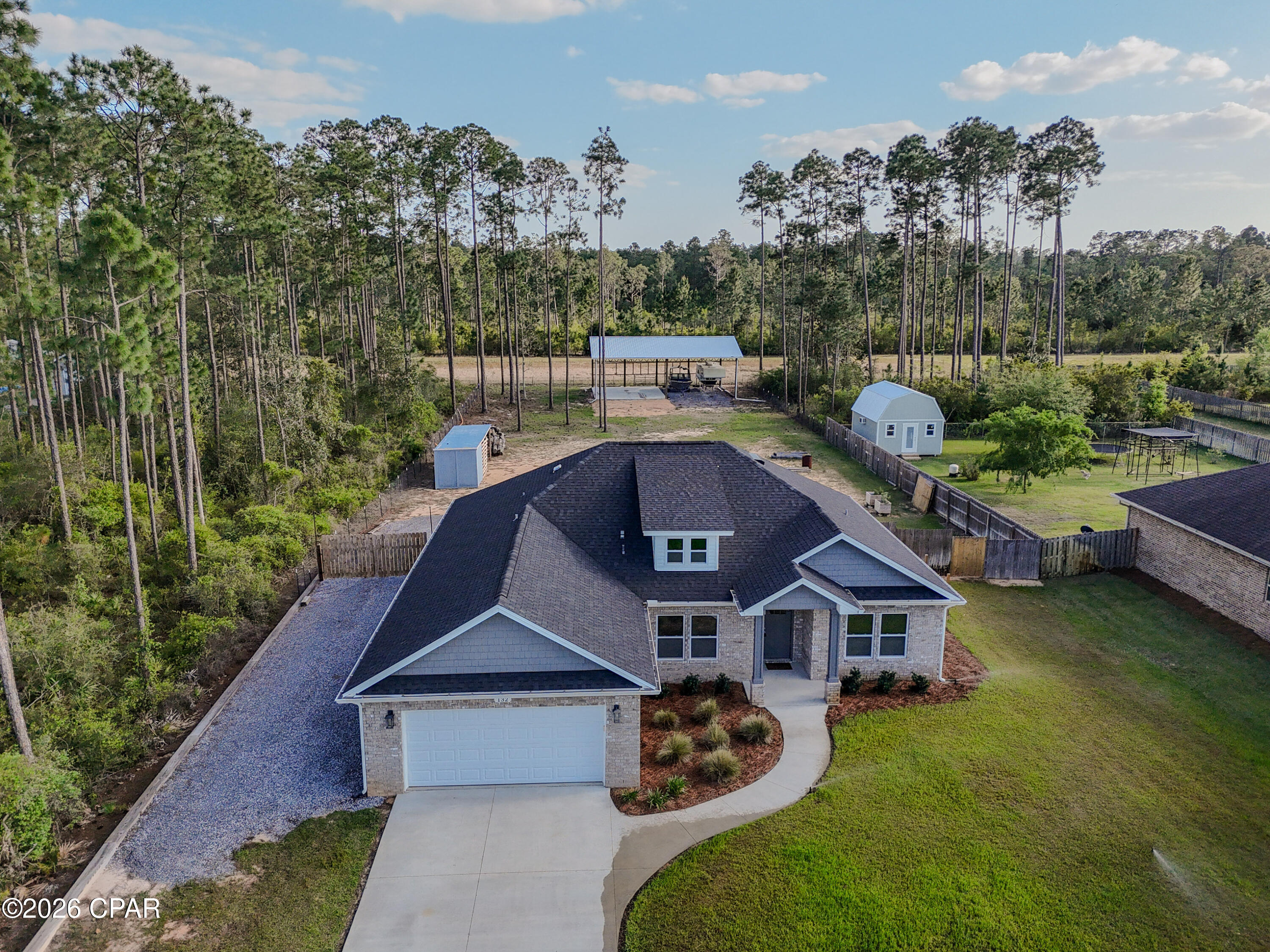 Image 7 For 132 White Oaks Boulevard