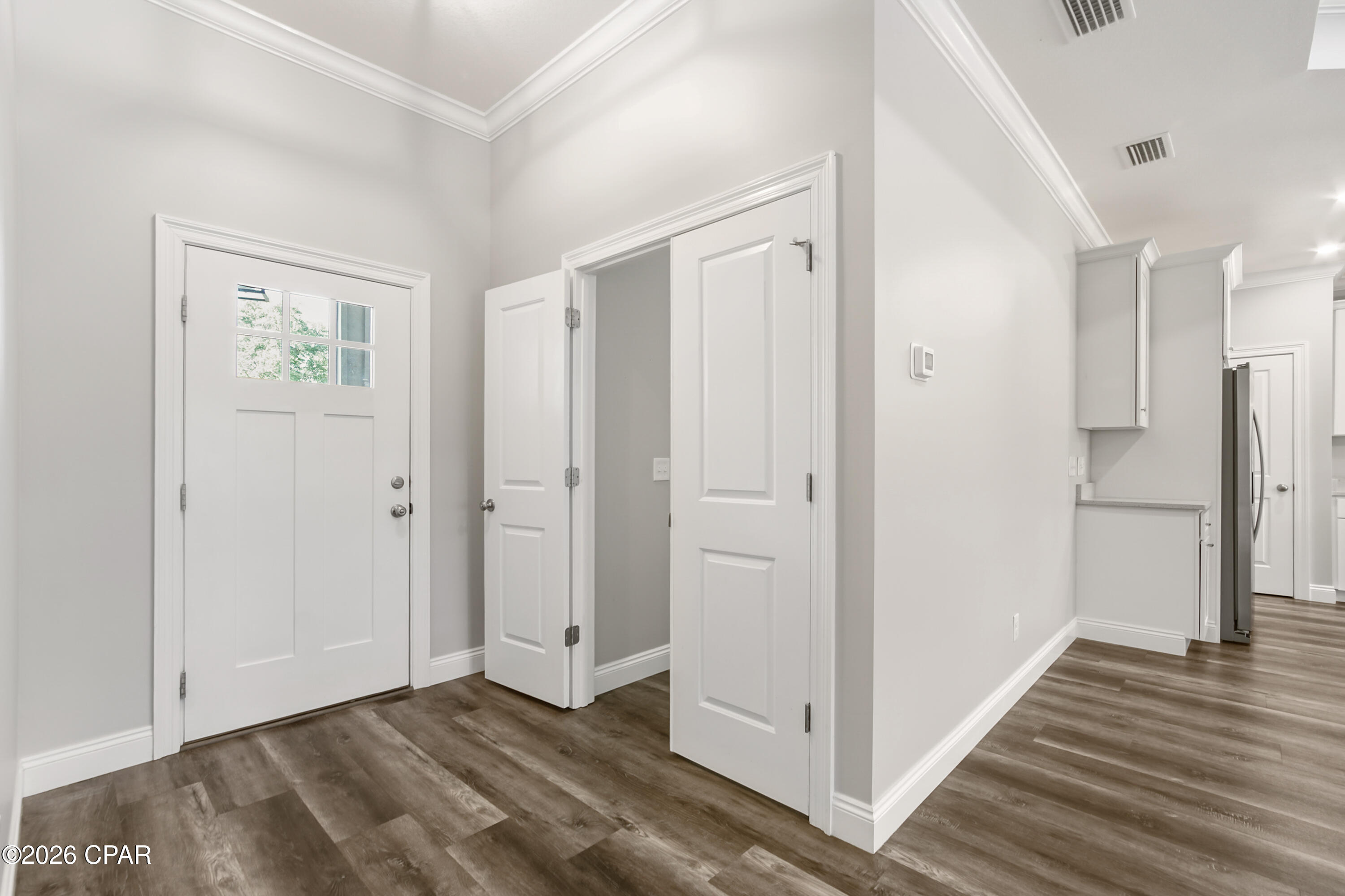 Image 9 For 132 White Oaks Boulevard