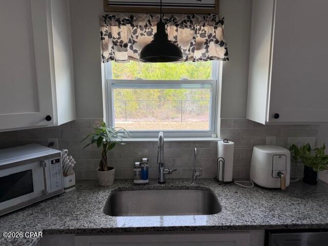 Image 14 For 3881 Merger Drive