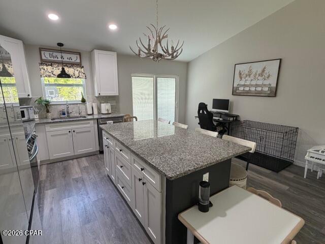 Image 2 For 3881 Merger Drive