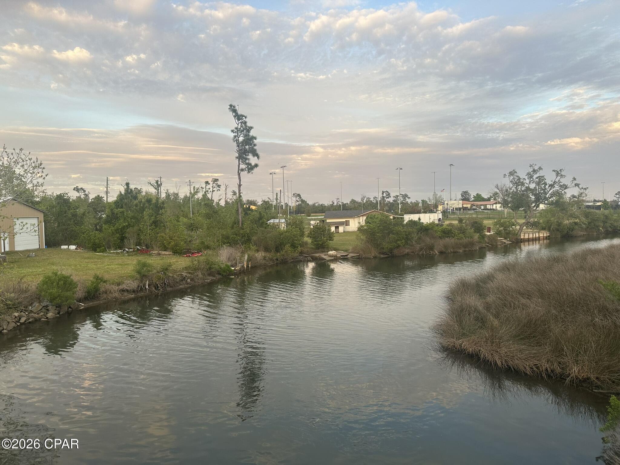 Image 6 For 424 Viola Avenue