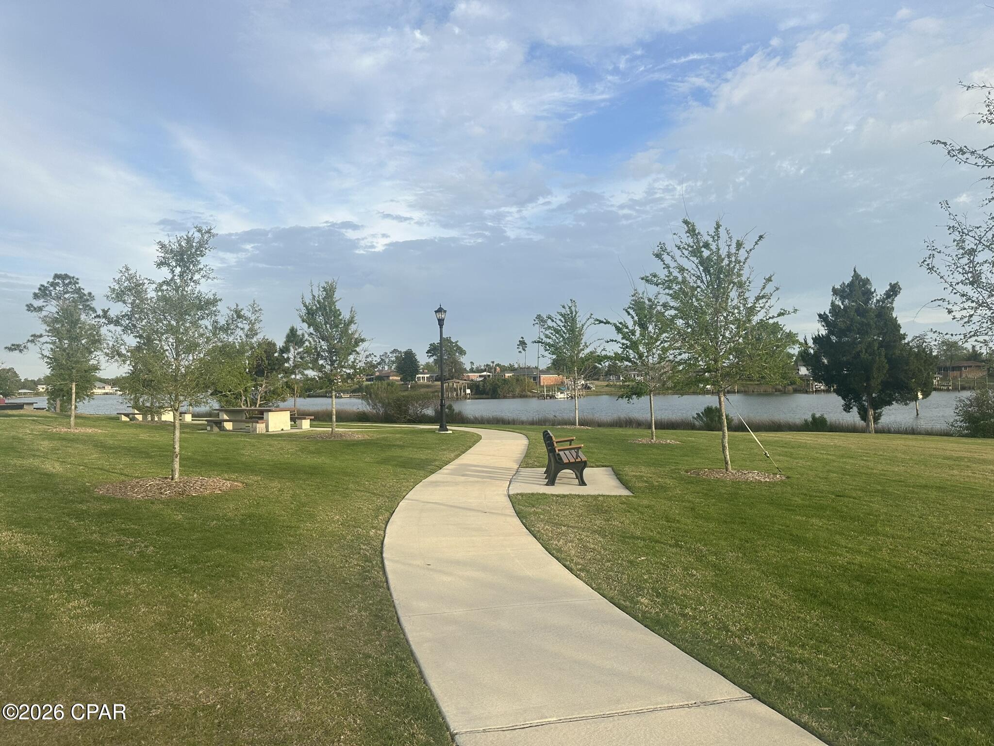 Image 8 For 424 Viola Avenue