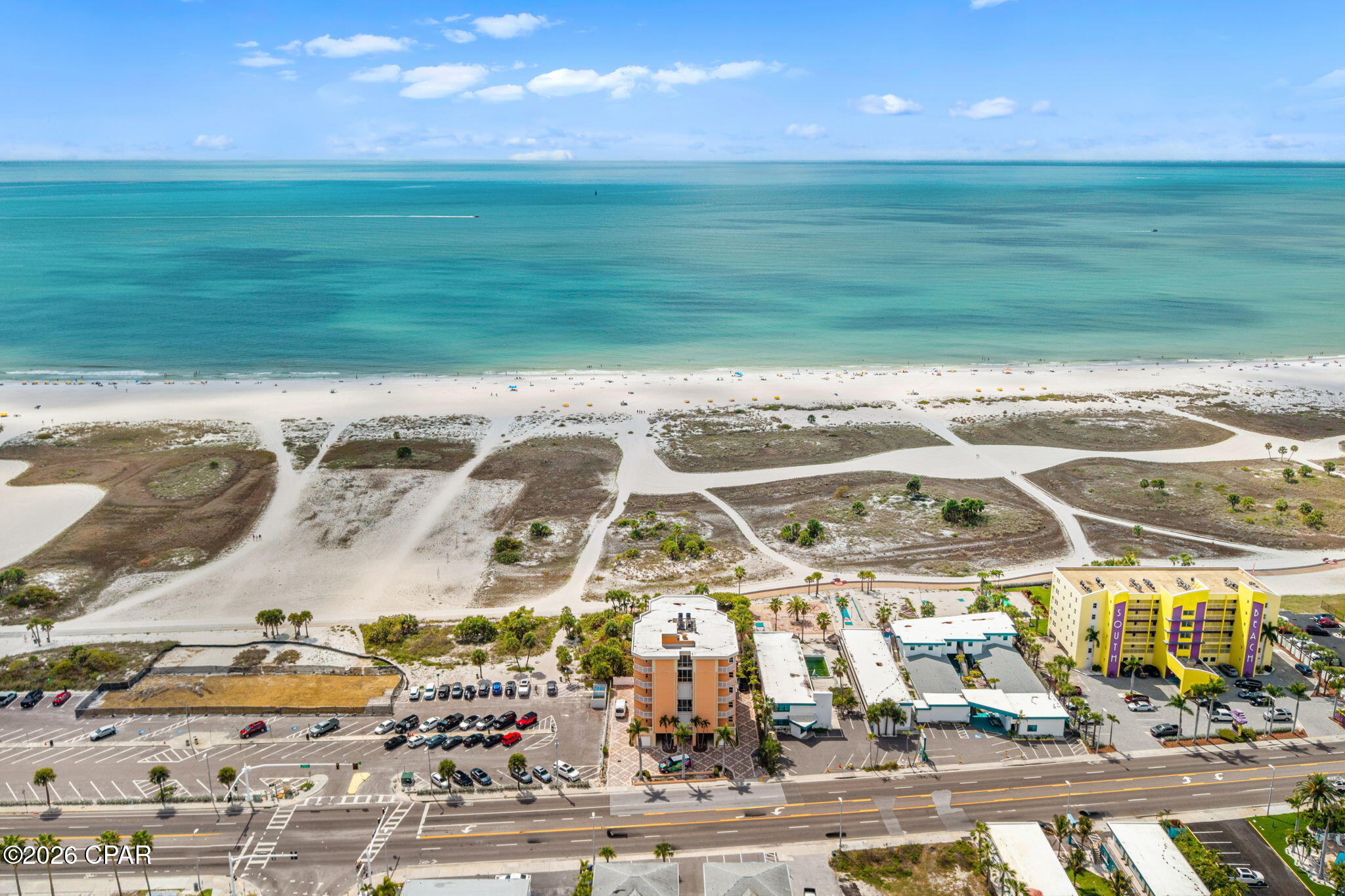 Listing photo id 19 for 11270 Gulf Boulevard # 5