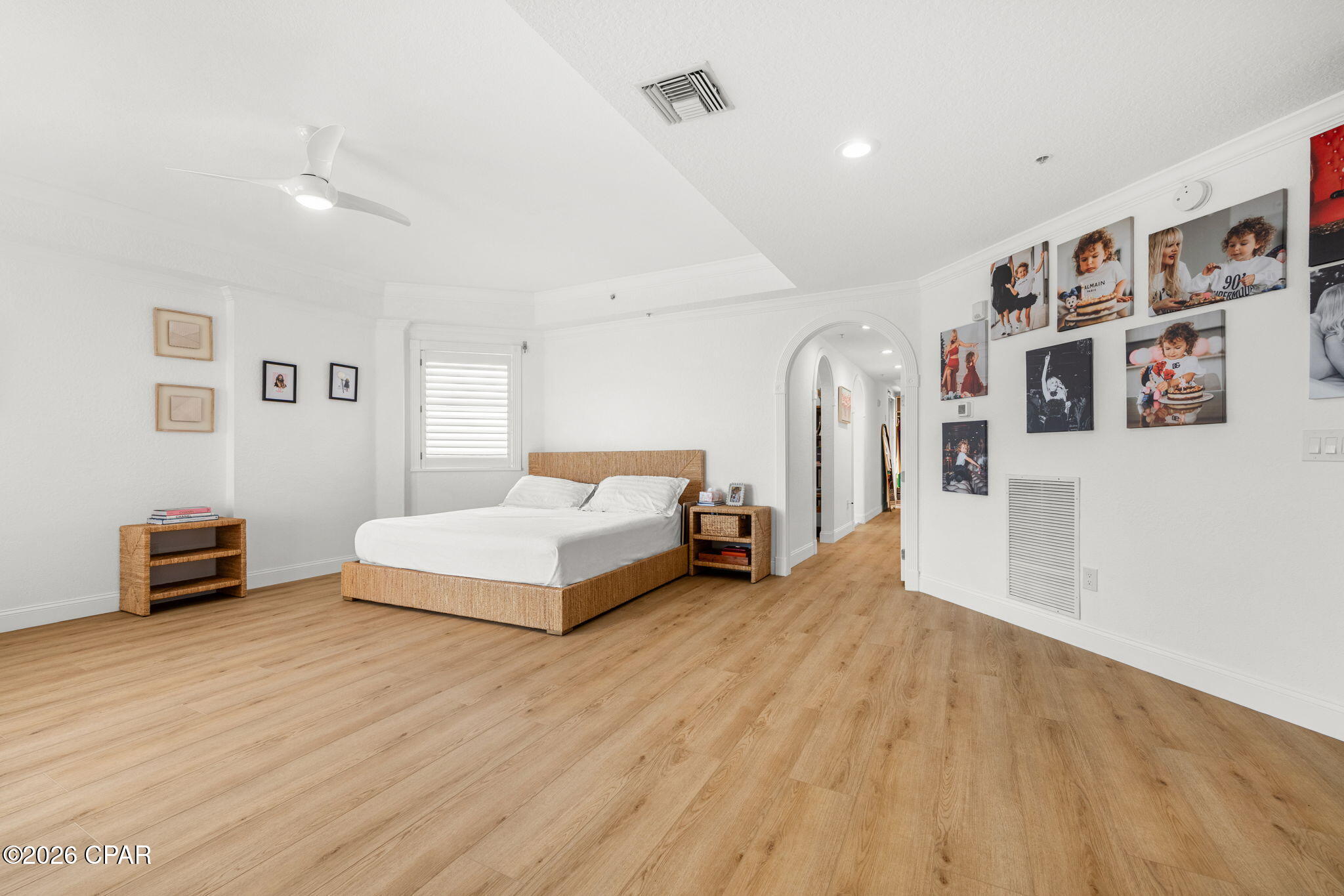 Listing photo id 26 for 11270 Gulf Boulevard # 5