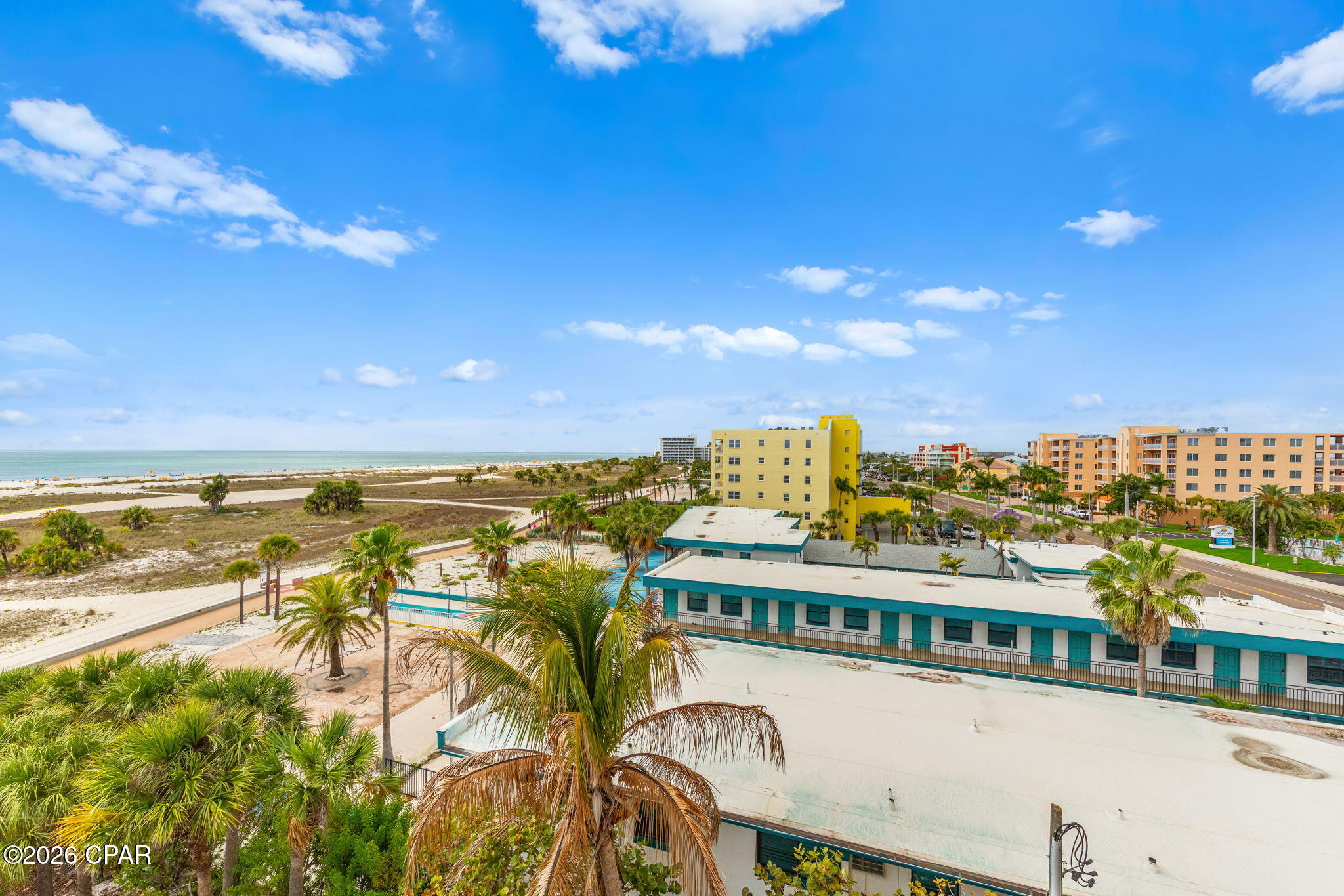 Listing photo id 61 for 11270 Gulf Boulevard # 5