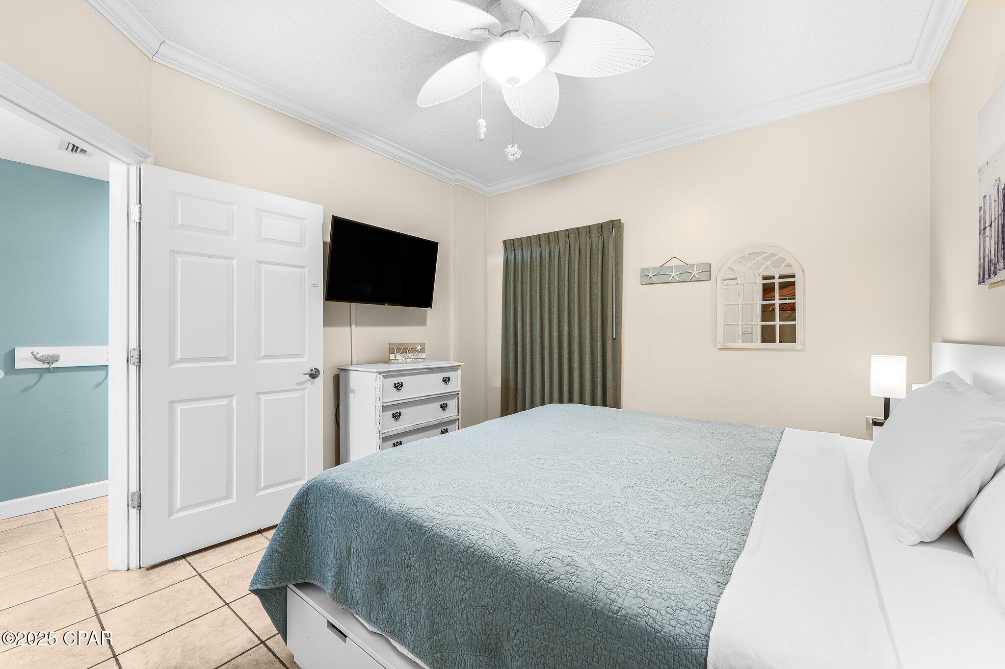 Image 17 For 9450 Thomas Drive 807d