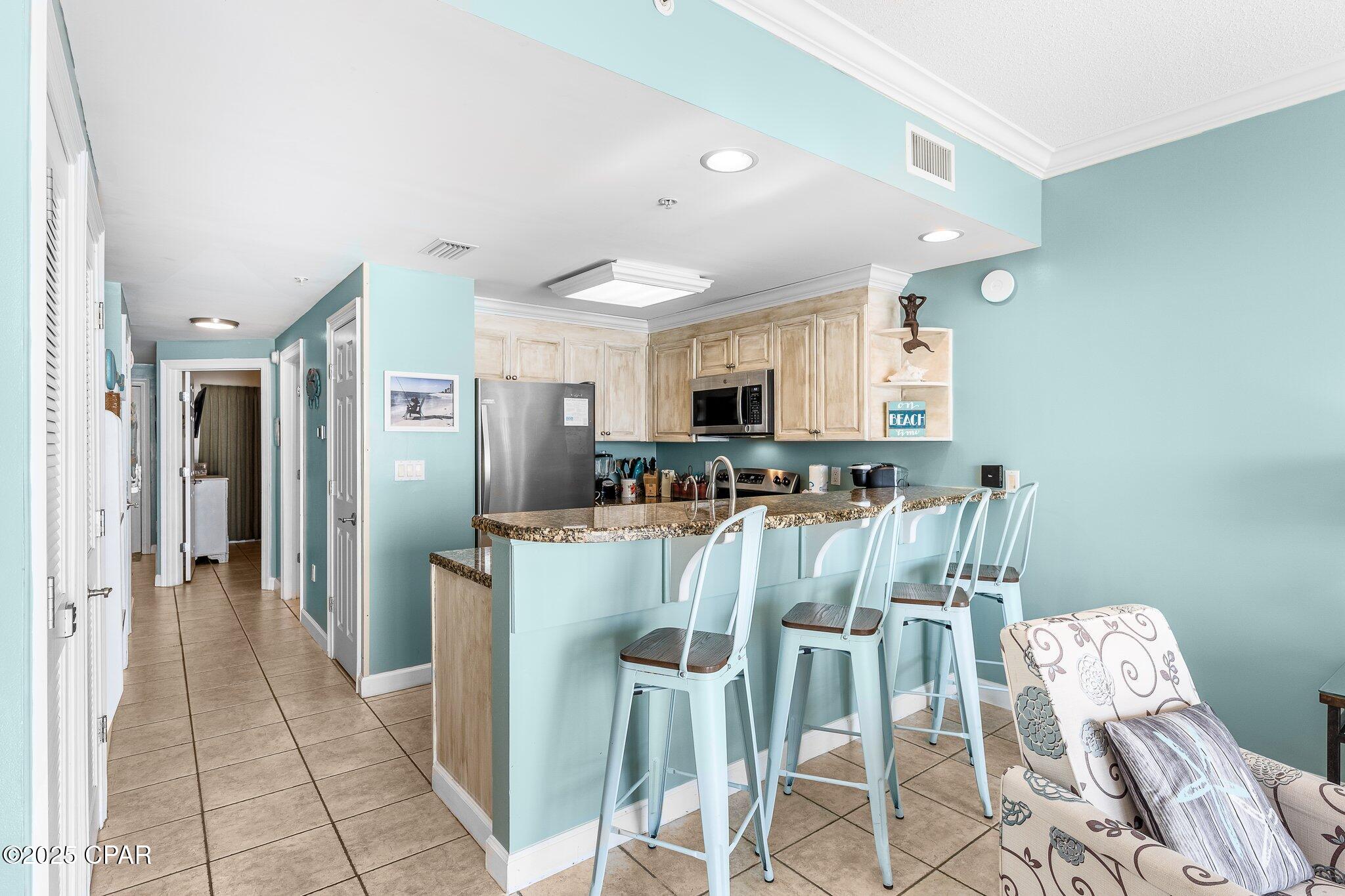 Image 8 For 9450 Thomas Drive 807d