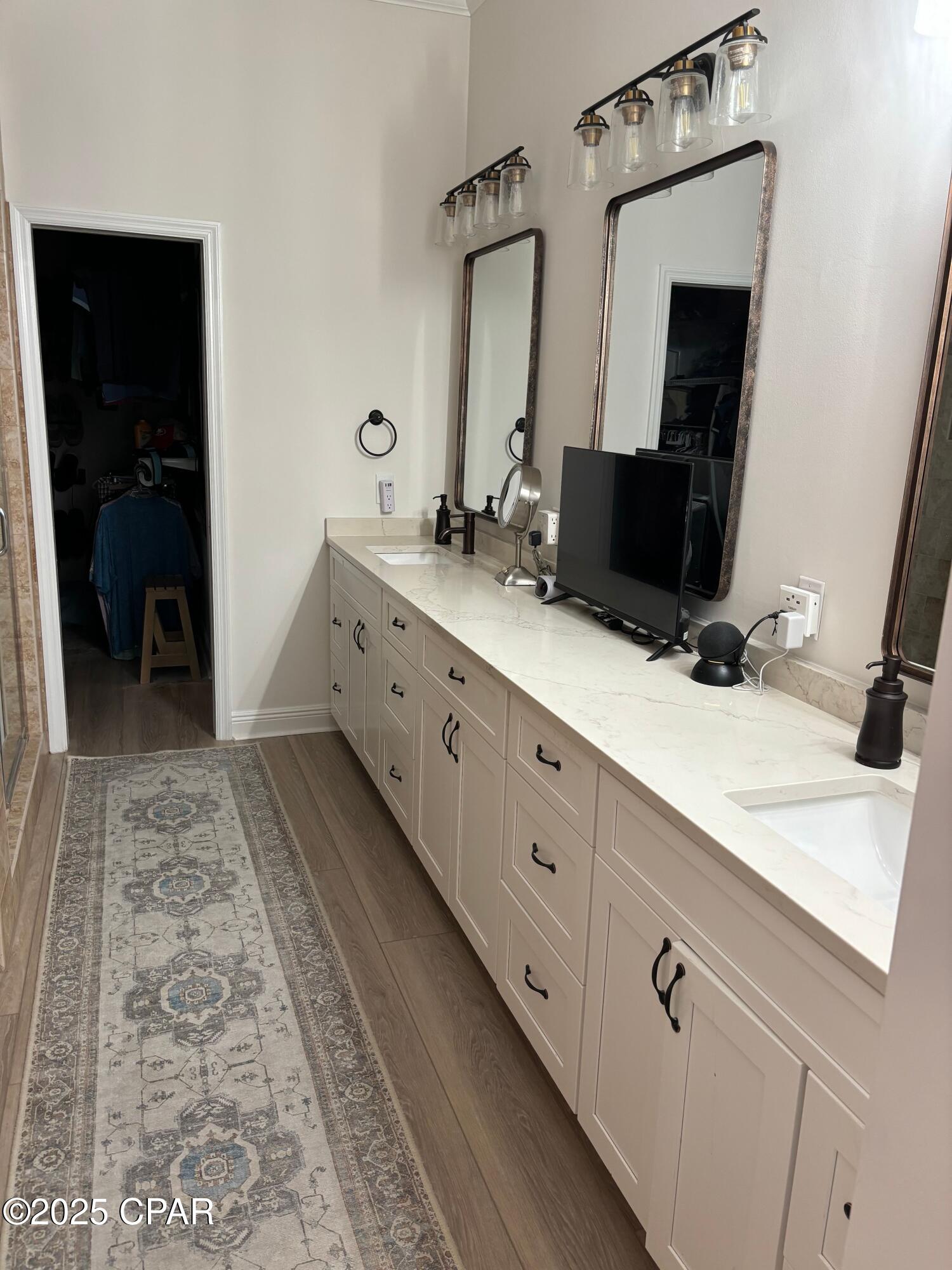 Image 13 For 2115 Country Club Drive