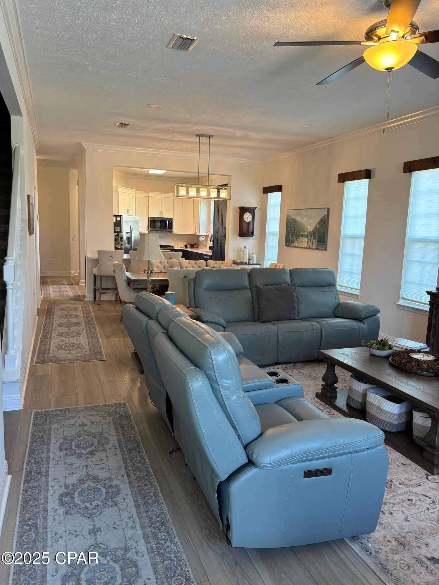 Image 4 For 2115 Country Club Drive