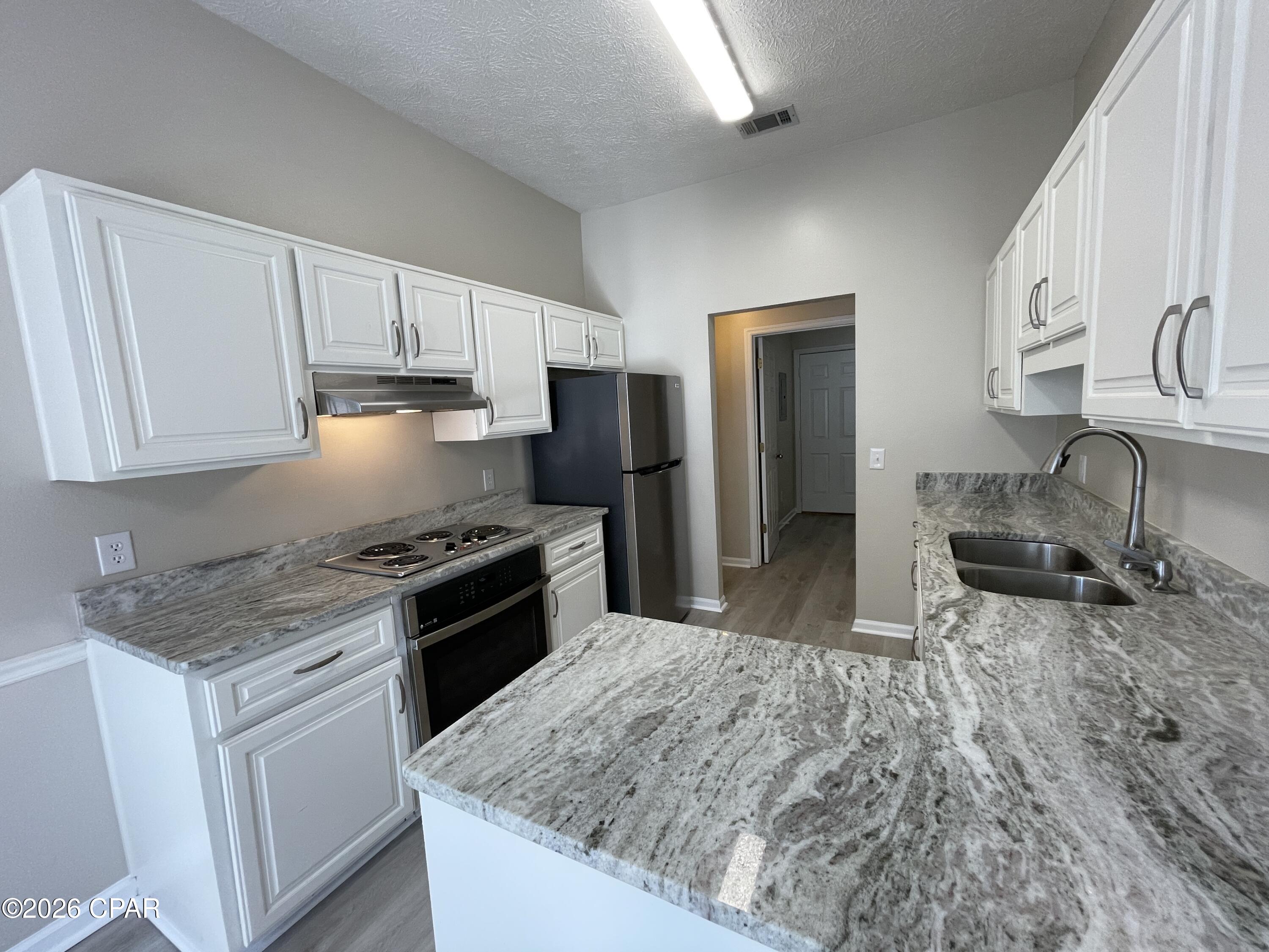 Image 4 For 140 Treasure Palm Drive