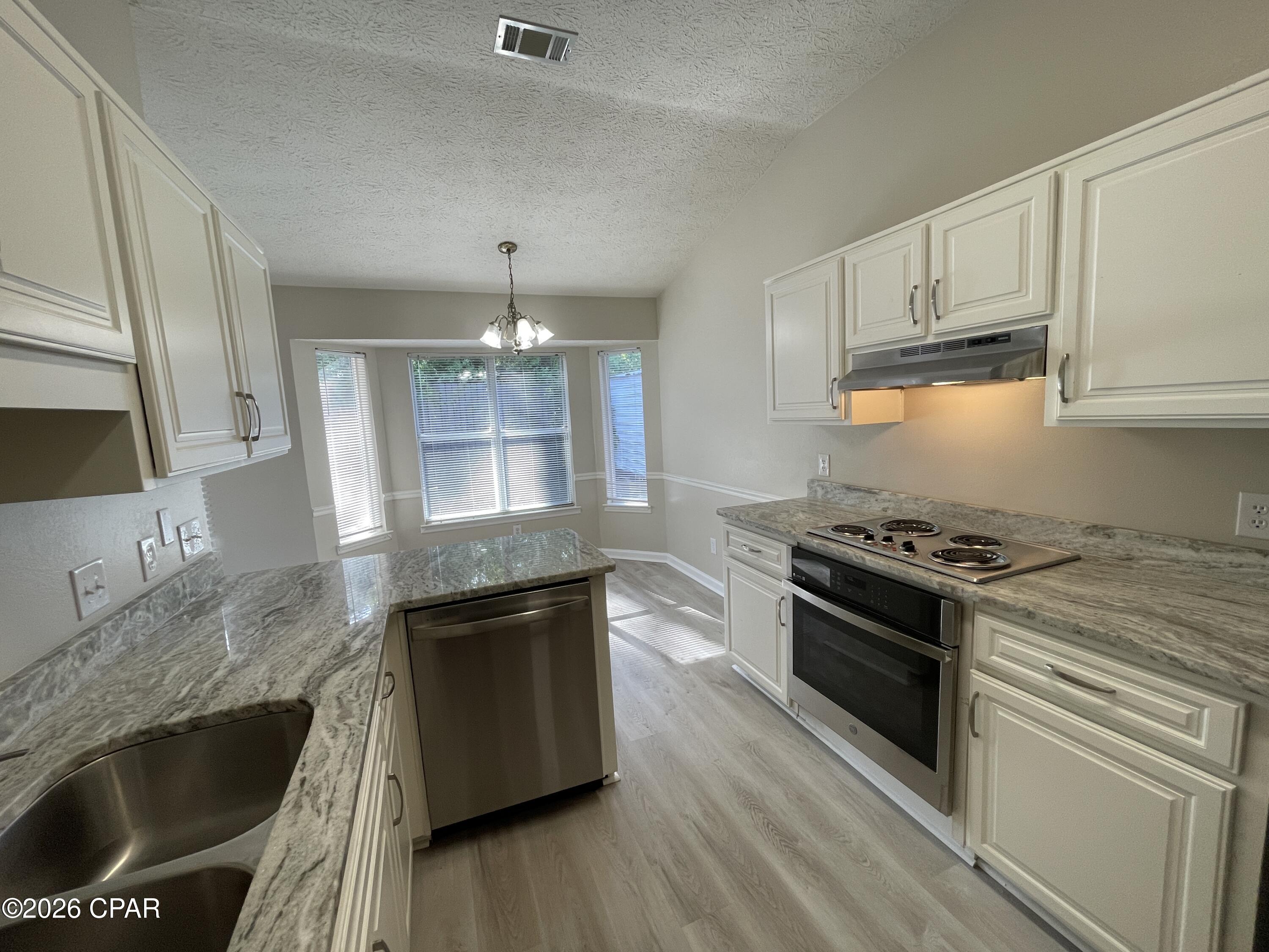 Image 9 For 140 Treasure Palm Drive