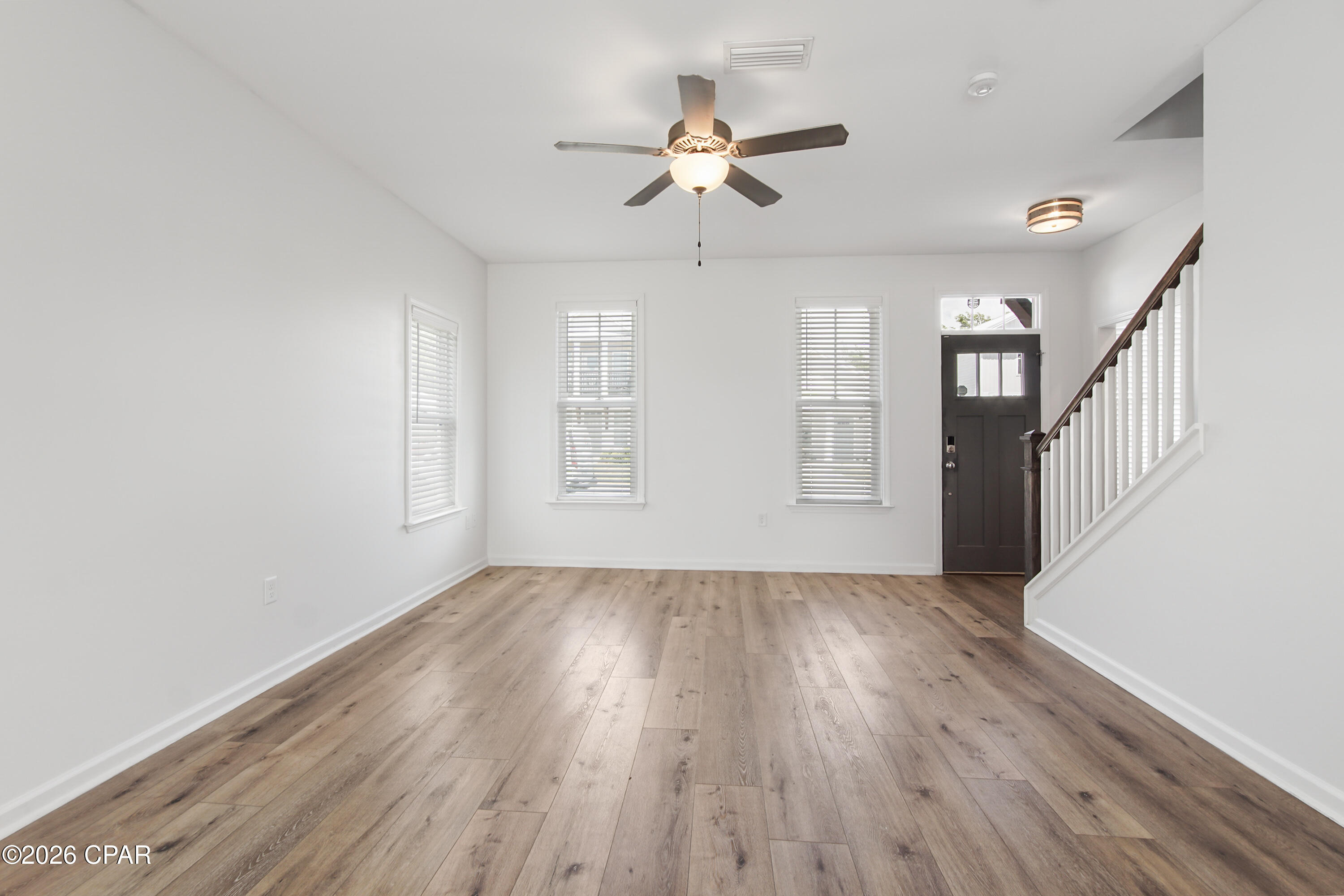 Image 4 For 413 Raven Lane