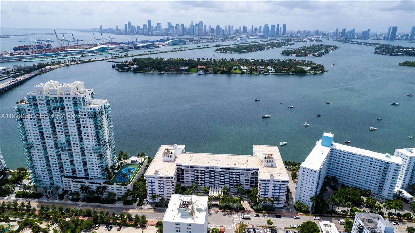 800 West Ave 946