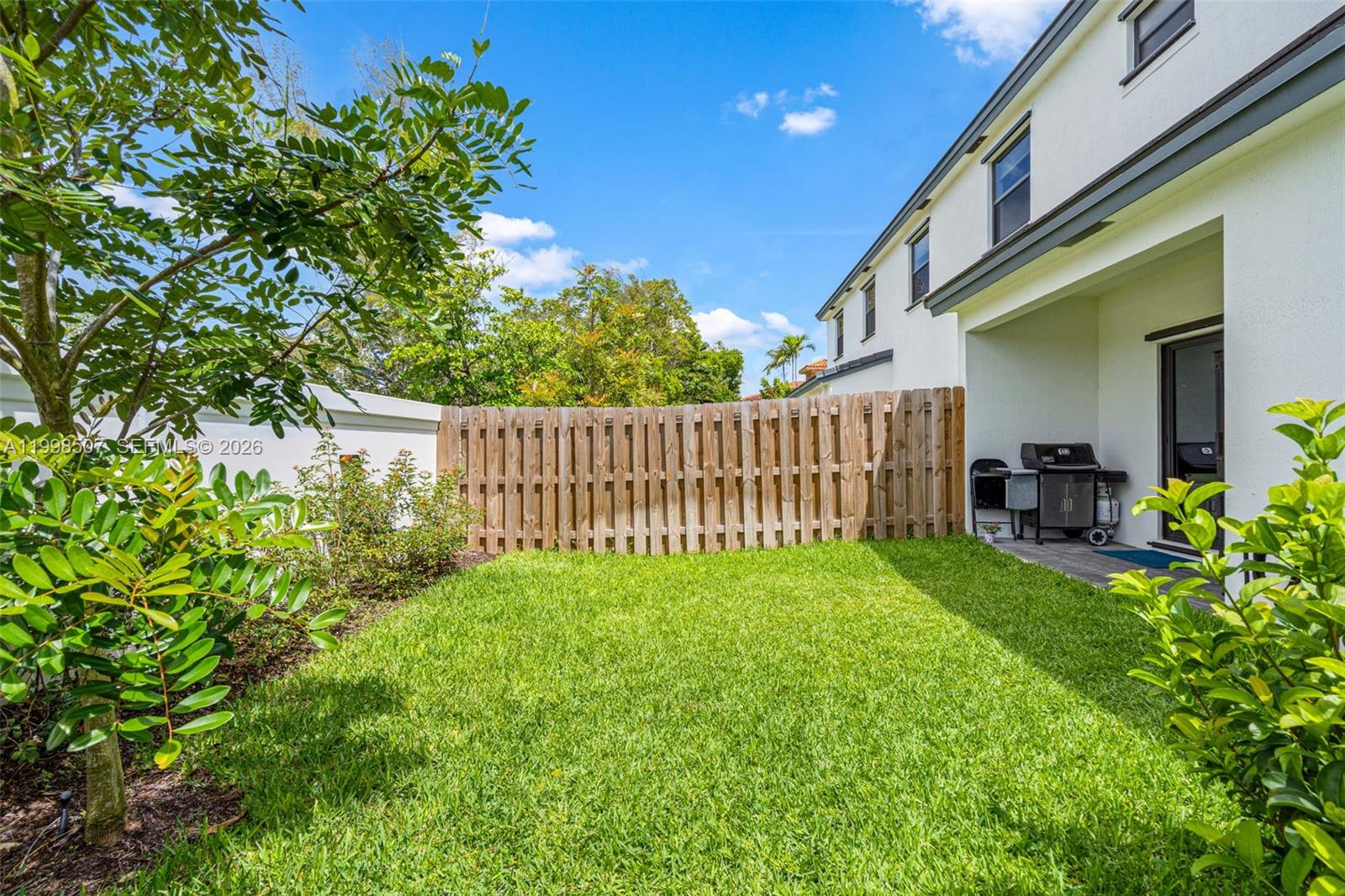 Open-concept living area at 4917 Oakmont Dr - Townhouse in Dania Beach