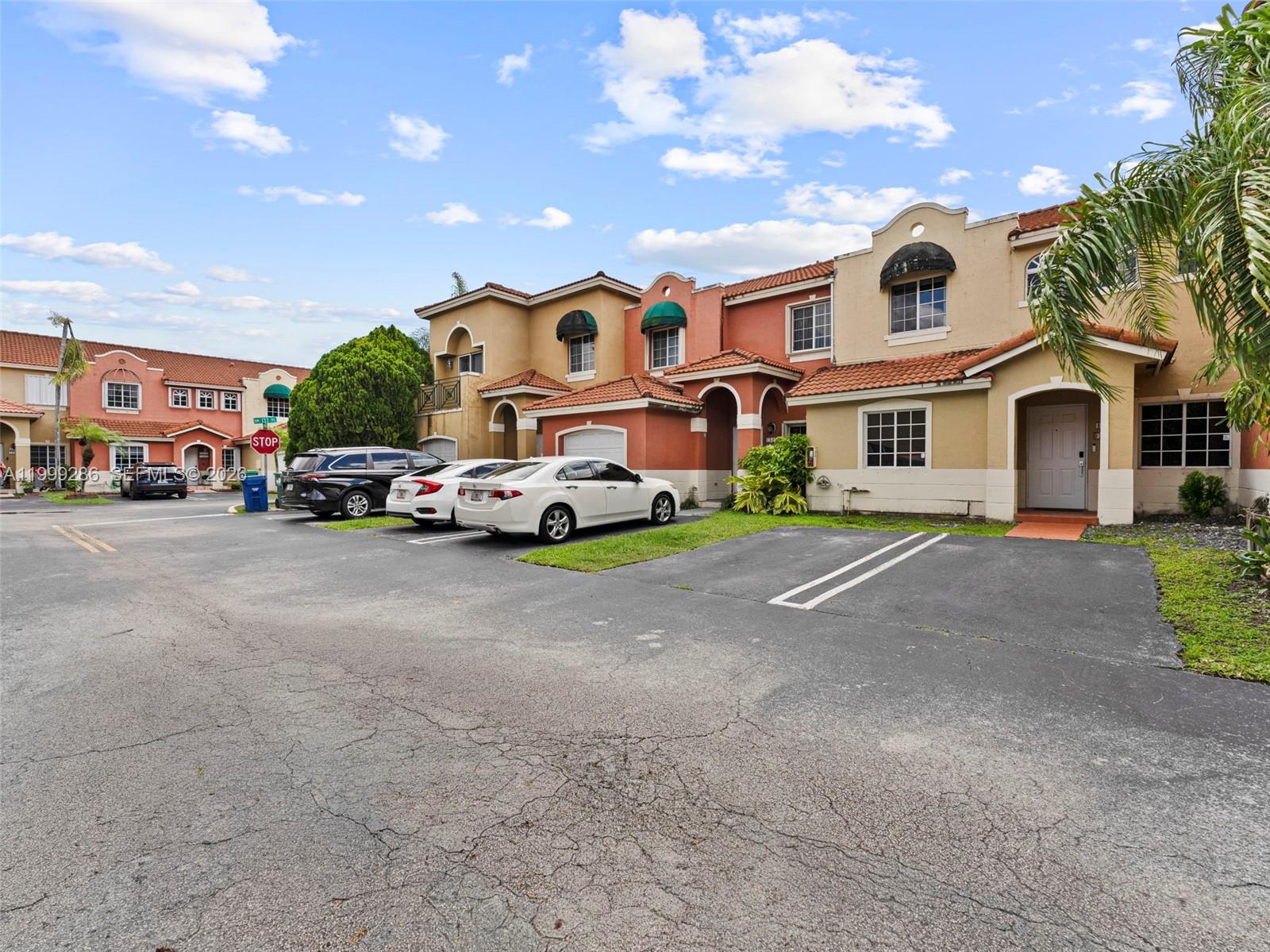 Vista Alegre Townhomes VI