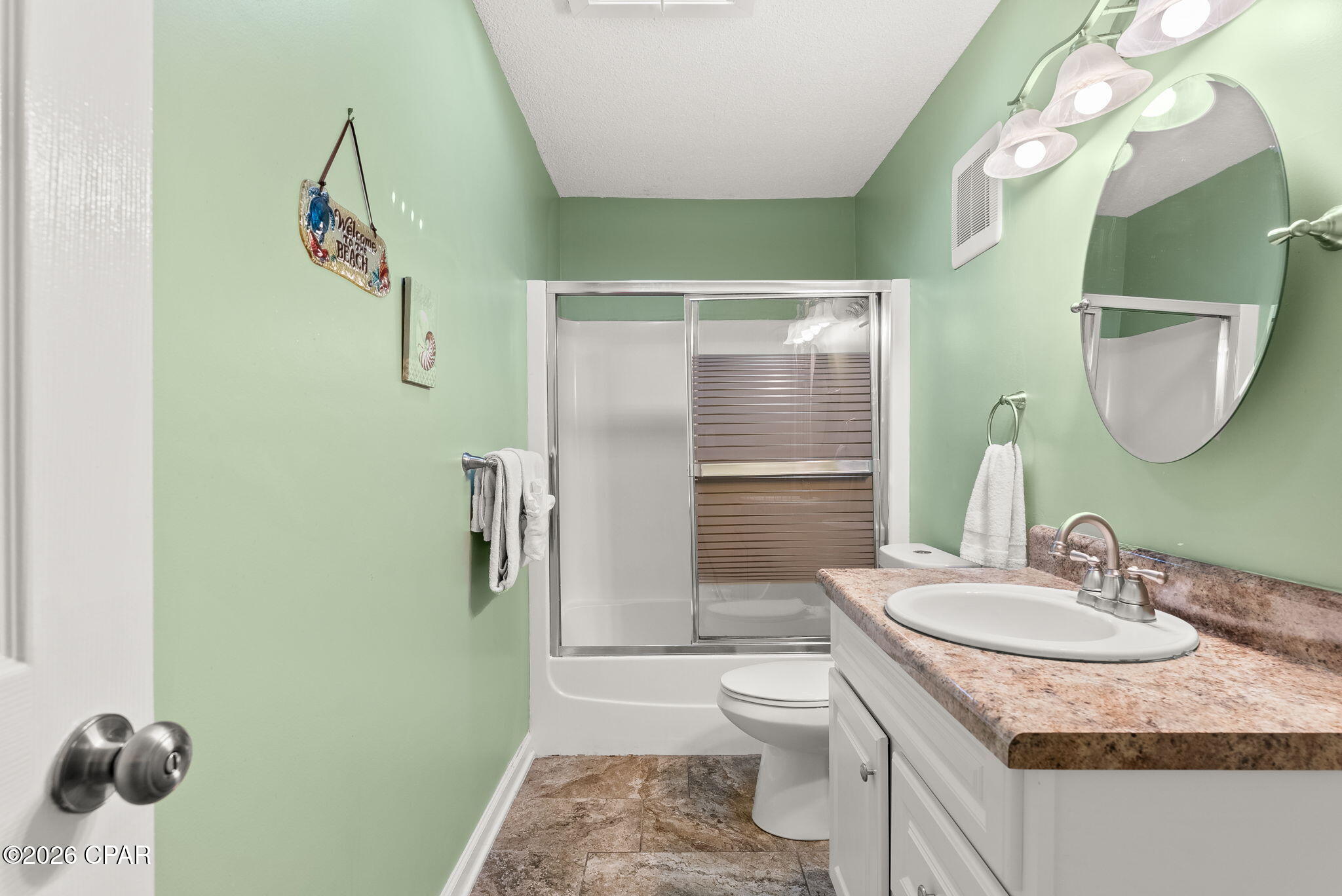 Image 13 For 8727 Thomas Drive A6