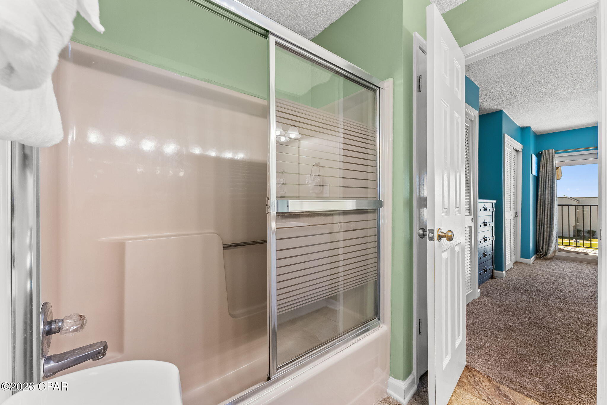 Image 18 For 8727 Thomas Drive A6