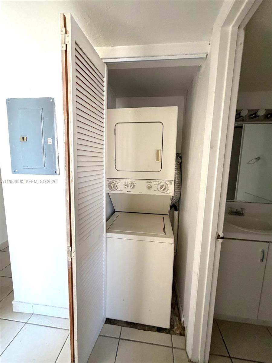 Property photo # 9