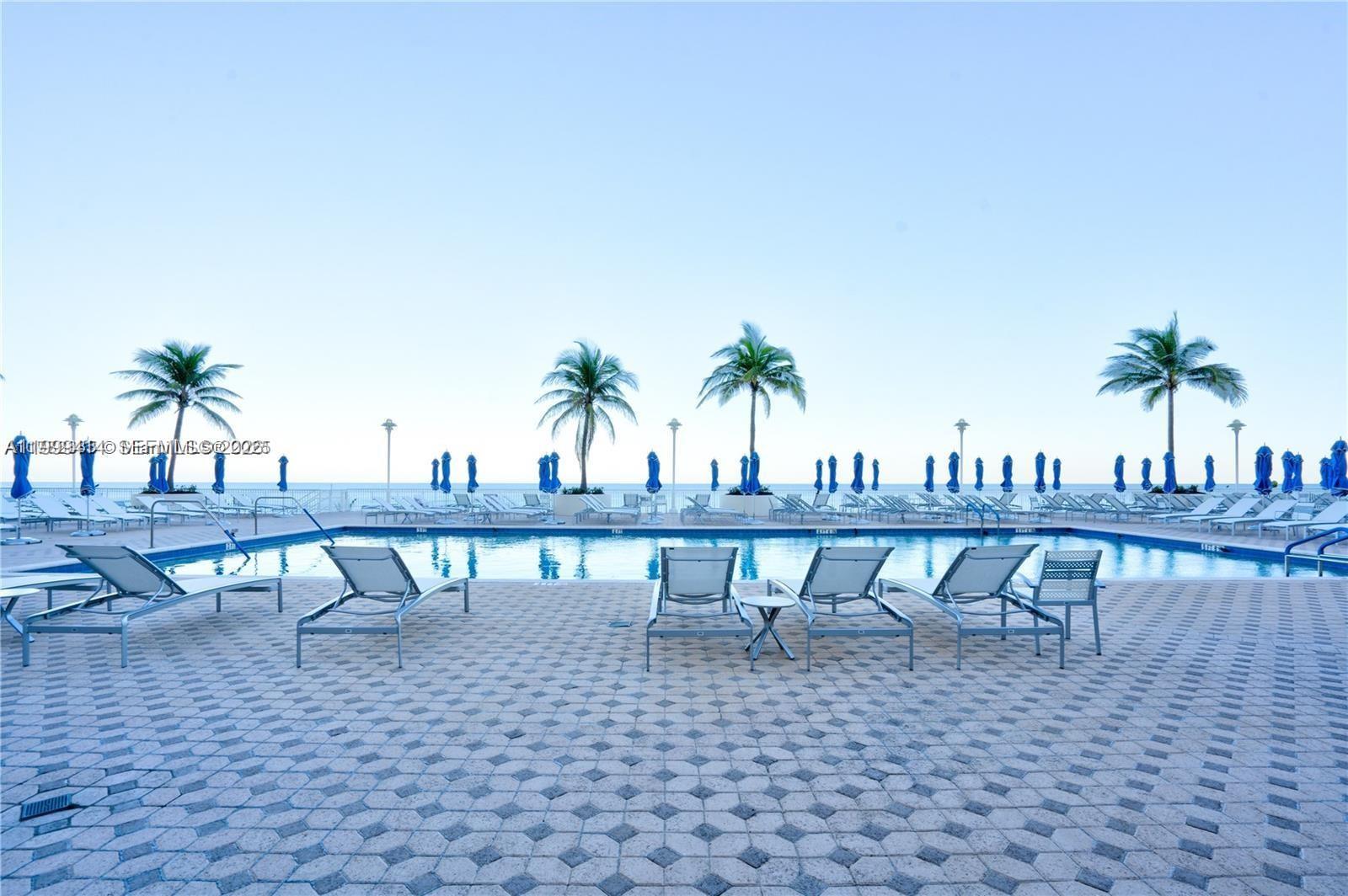 La Mer Estates West Condo